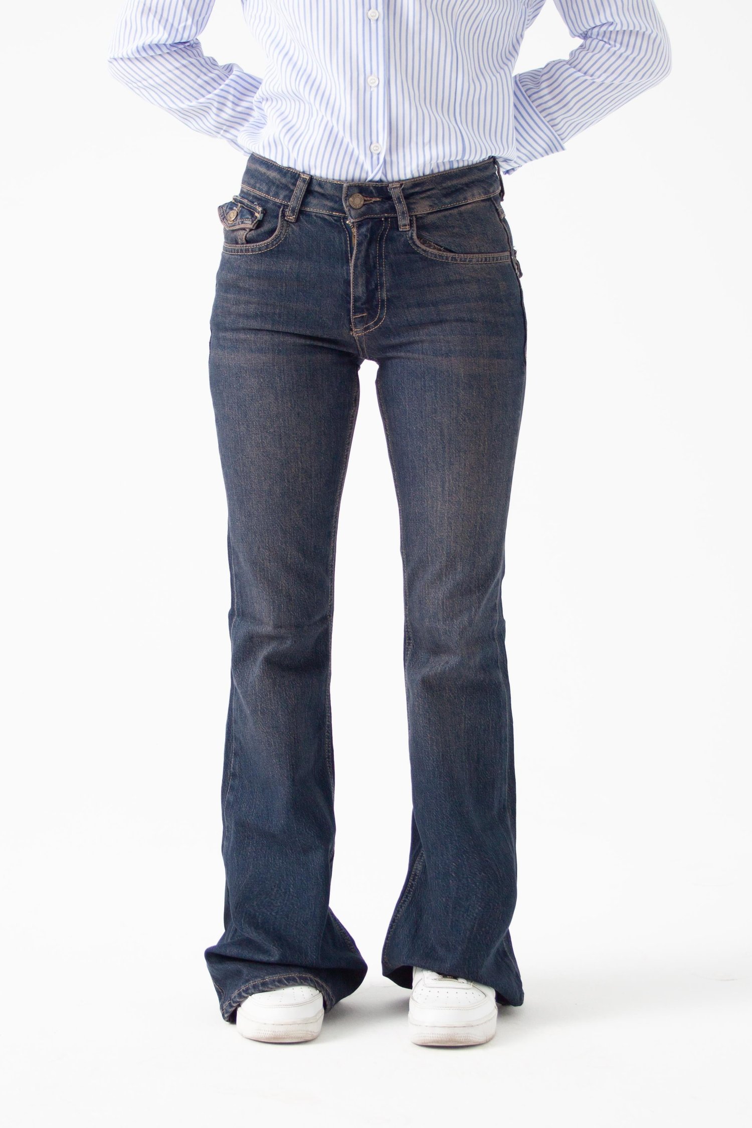 Koyu Mavi Viscon Kumaş Flare Jean