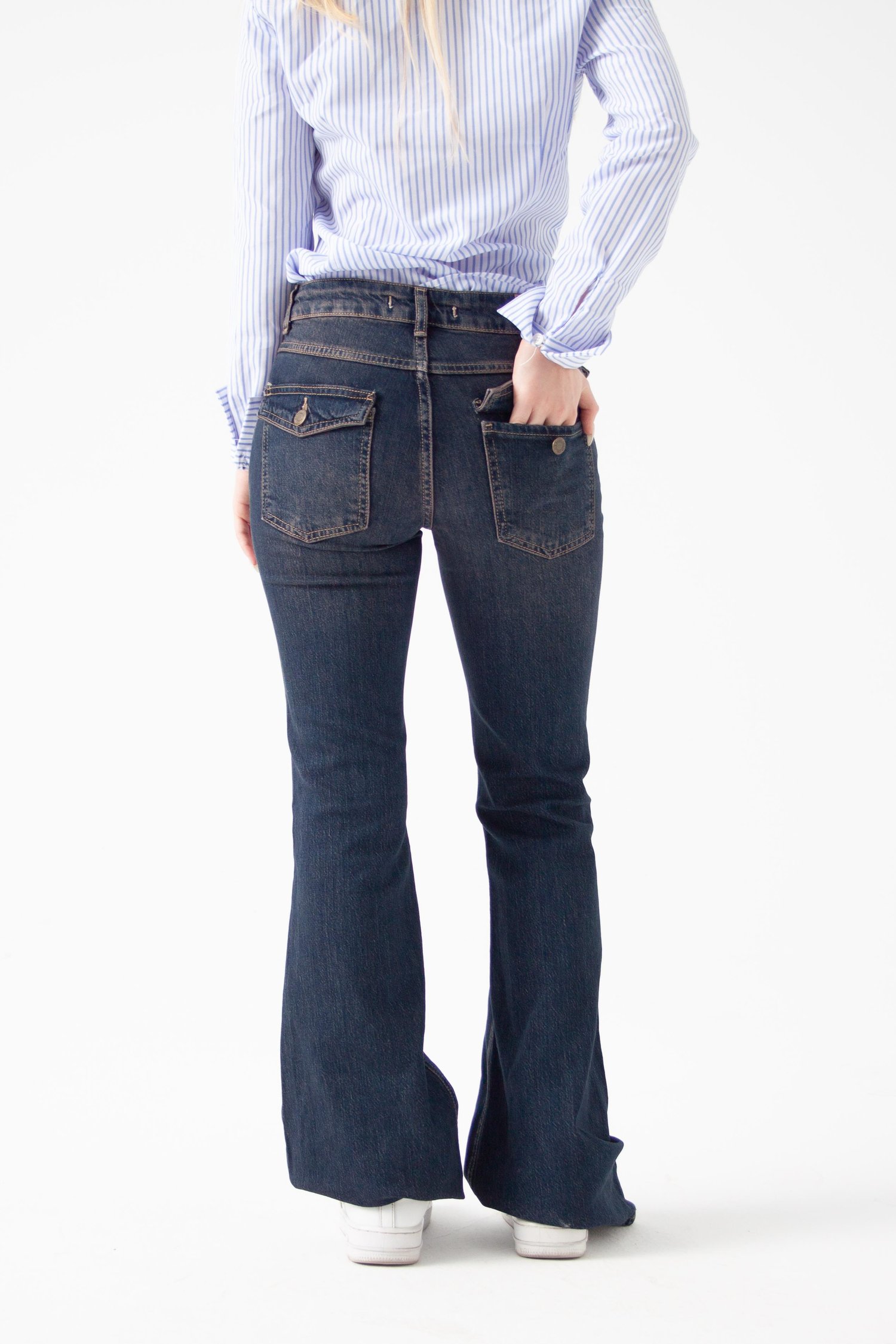 Koyu Mavi Viscon Kumaş Flare Jean