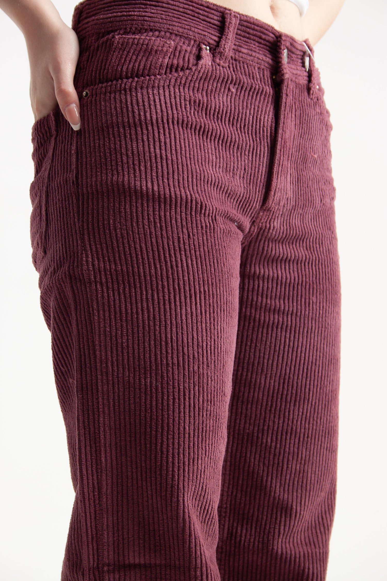 Koyu Mürdüm Kadife Kumaş Straight Jean