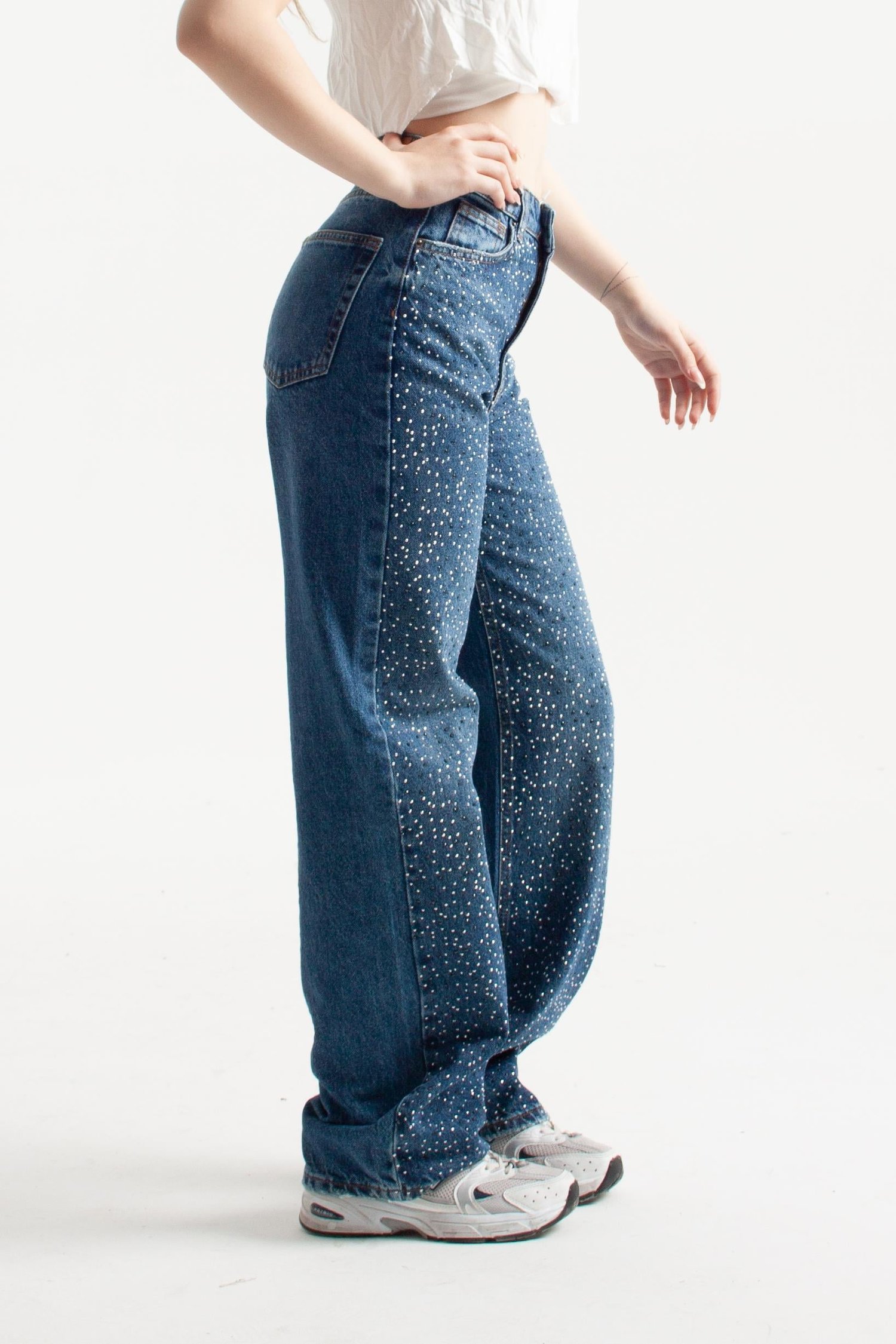 Mavi Taşlı Straight Jean