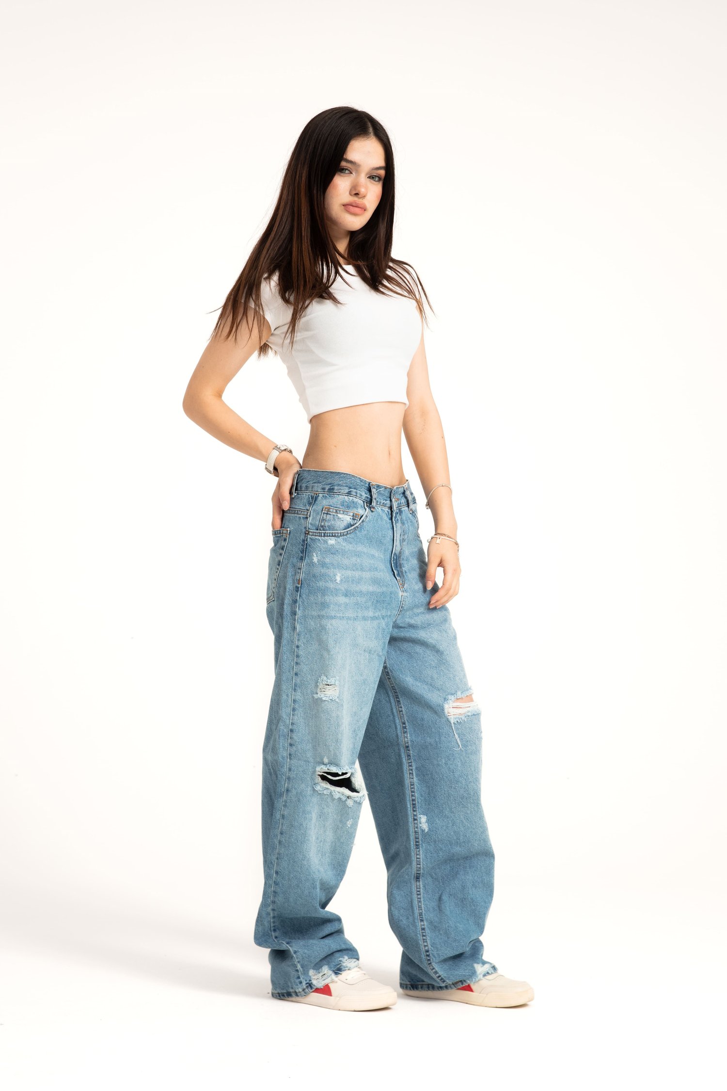 Mavi Yırtıklı Loose Fit Jean