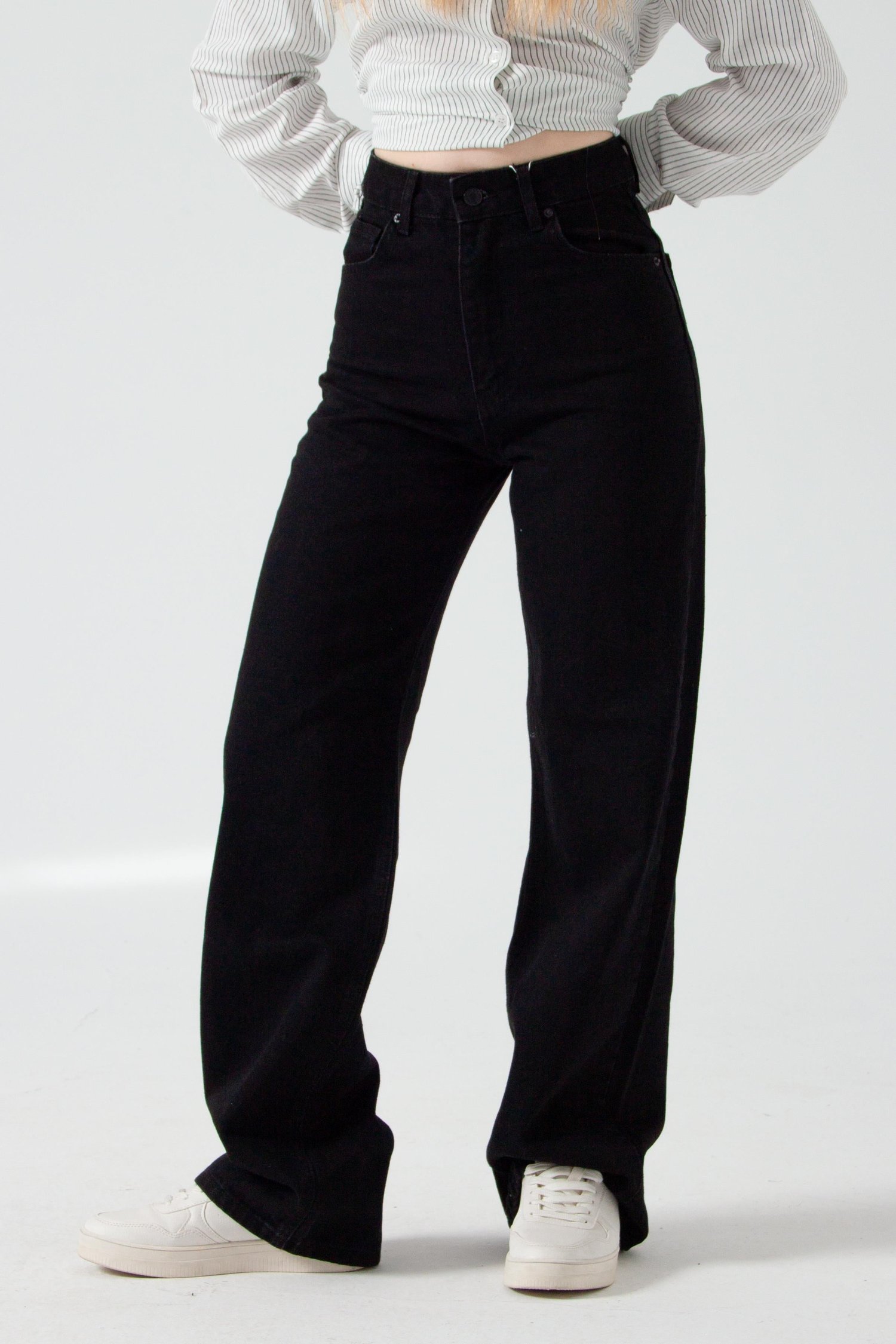 Siyah Straight Jean
