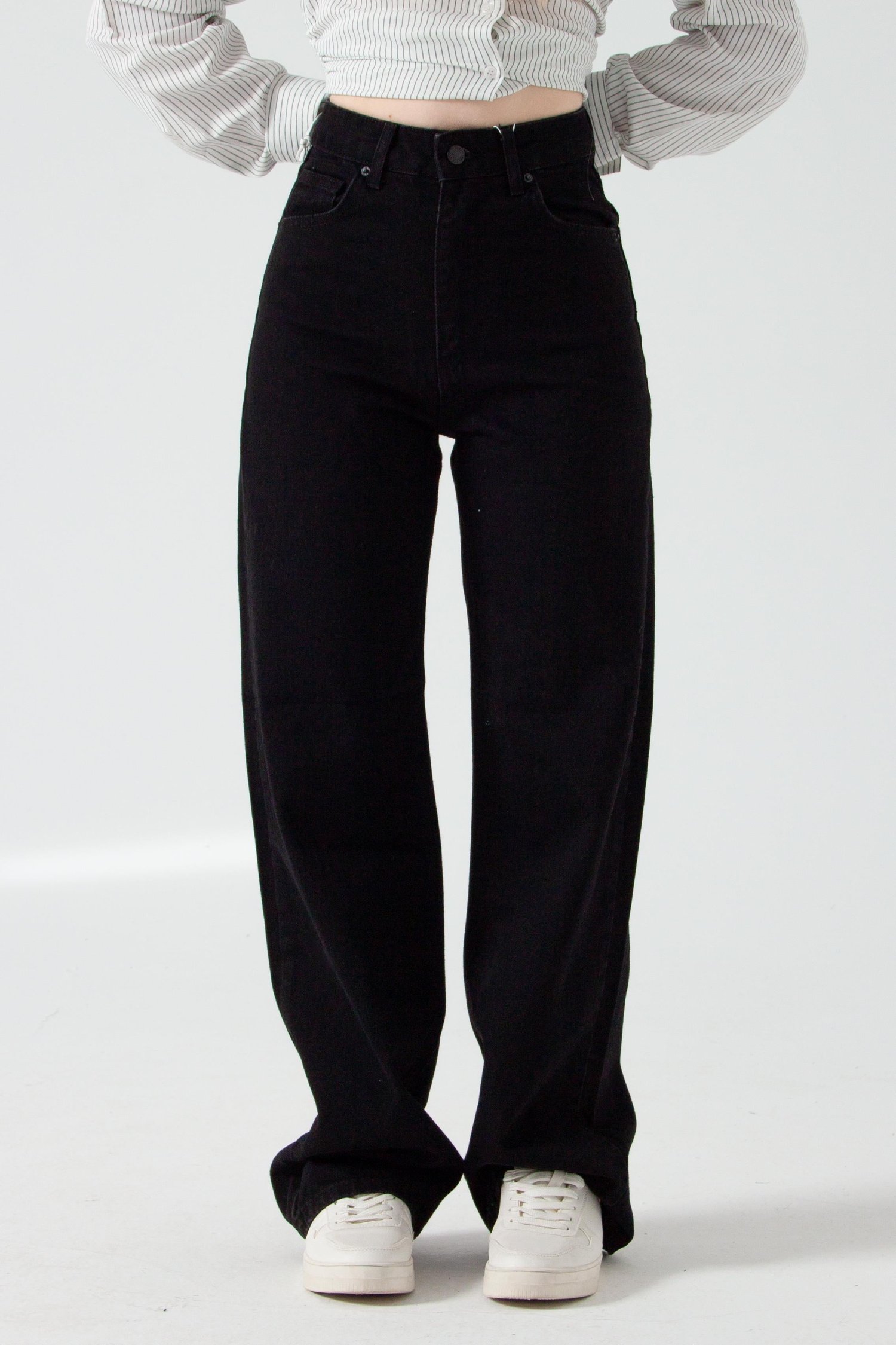 Siyah Straight Jean