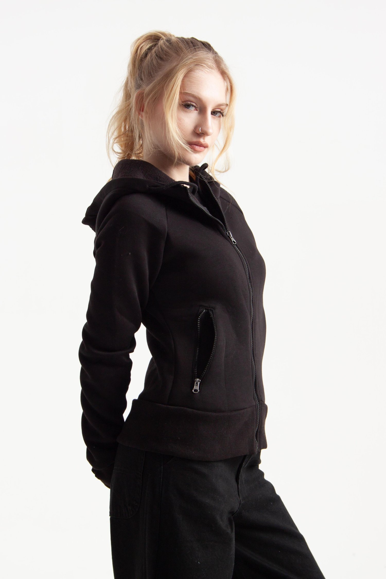 Siyah Vücuda Oturan Kışlık Zip-Hoodie