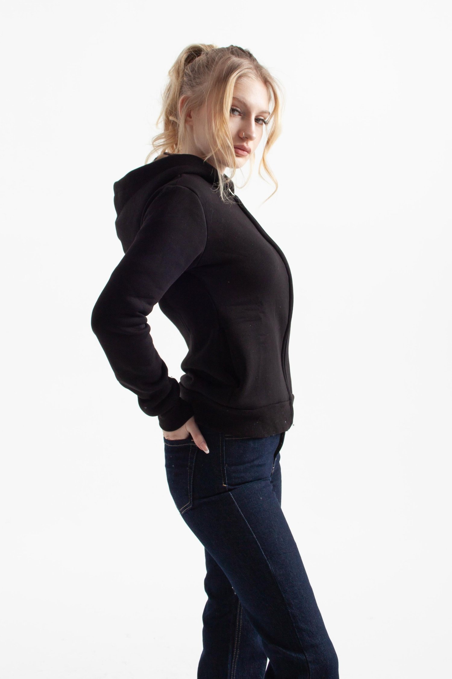 Siyah Vücuda Oturan Leoparlı Zip-Hoodie