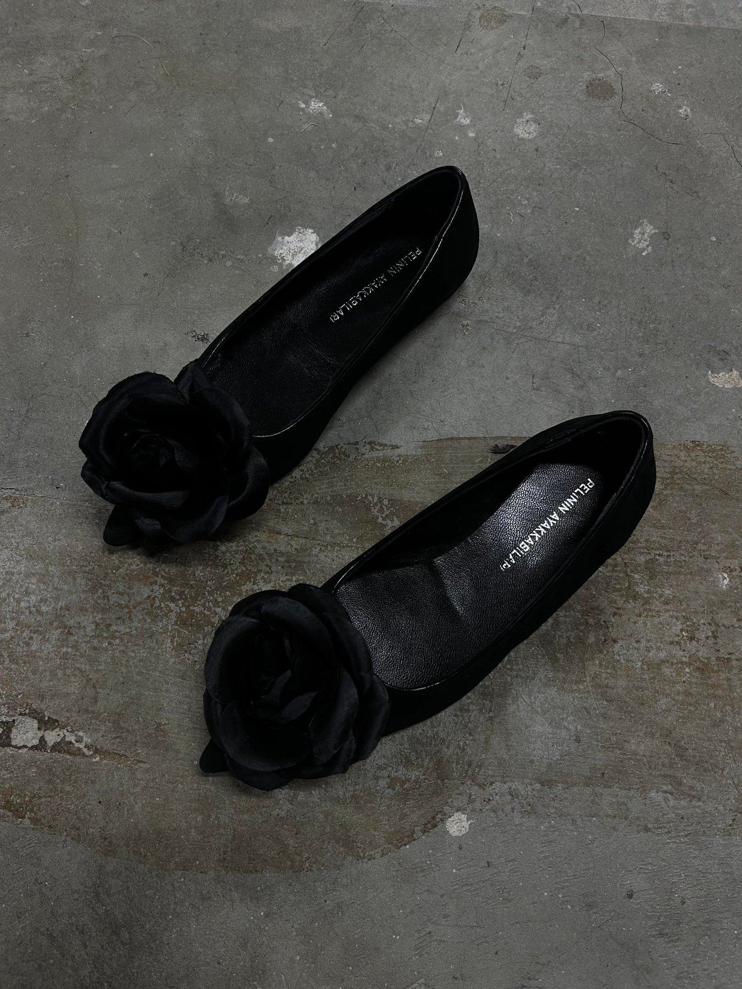 BLACKROSE SİYAH GÜLLÜ BABET
