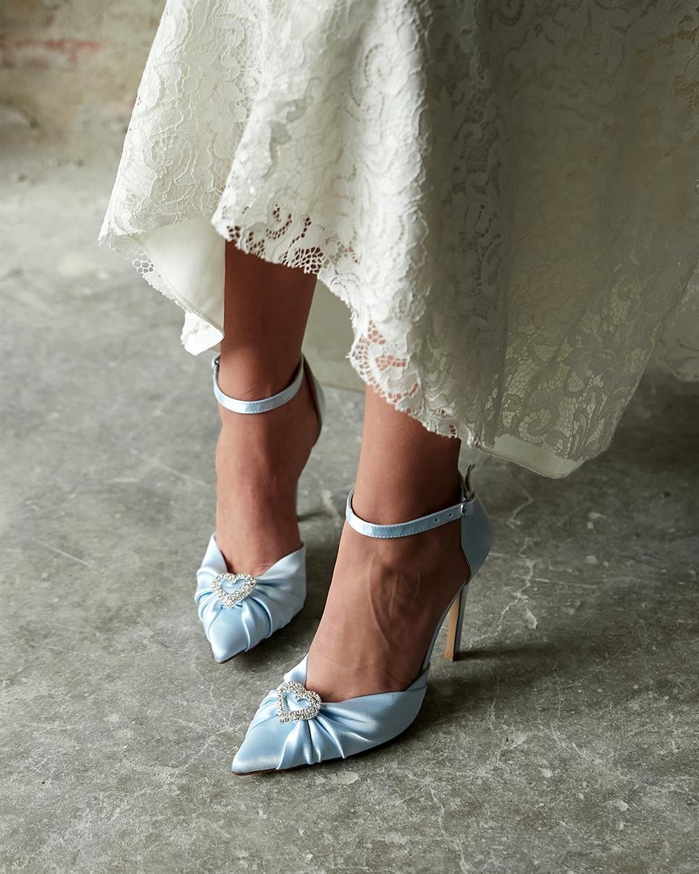 BLOOD 10 CM MAVİ SATEN TOPUKLU AYAKKABI