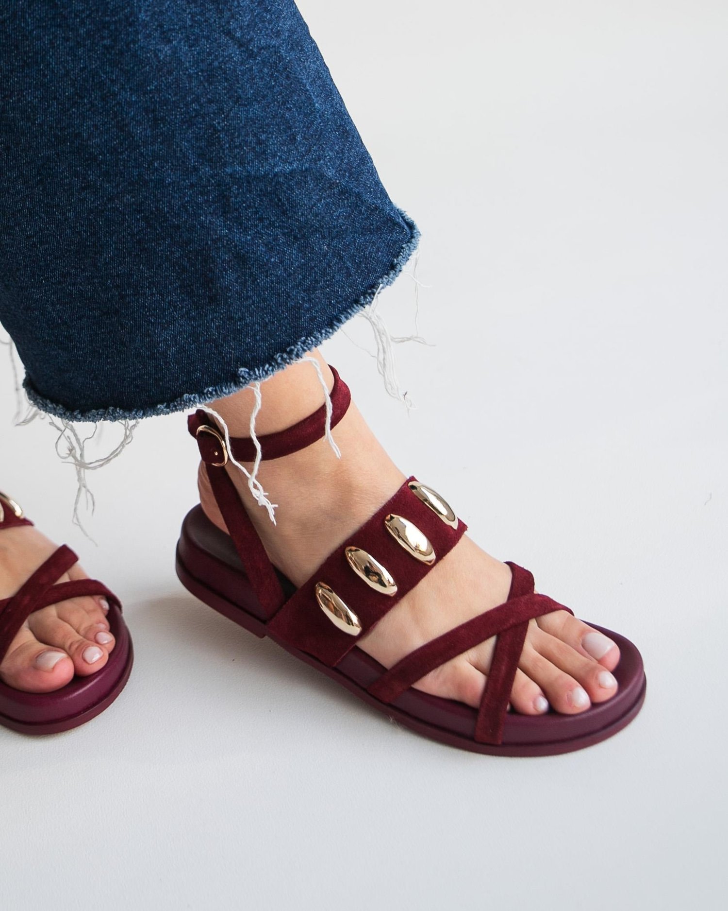 BUMPY BORDO SÜET SANDALET
