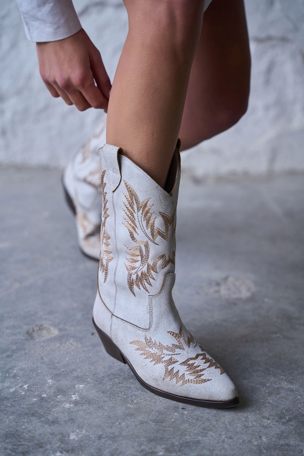 COMMUT BEYAZ DERİ KOVBOY BOT