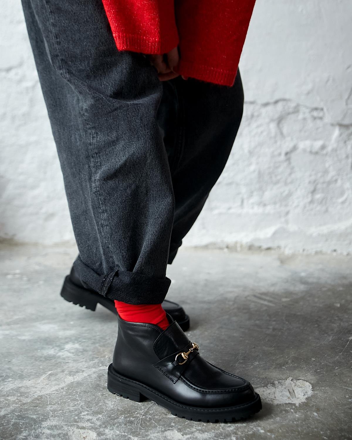 JOHN SİYAH DERİ BOT