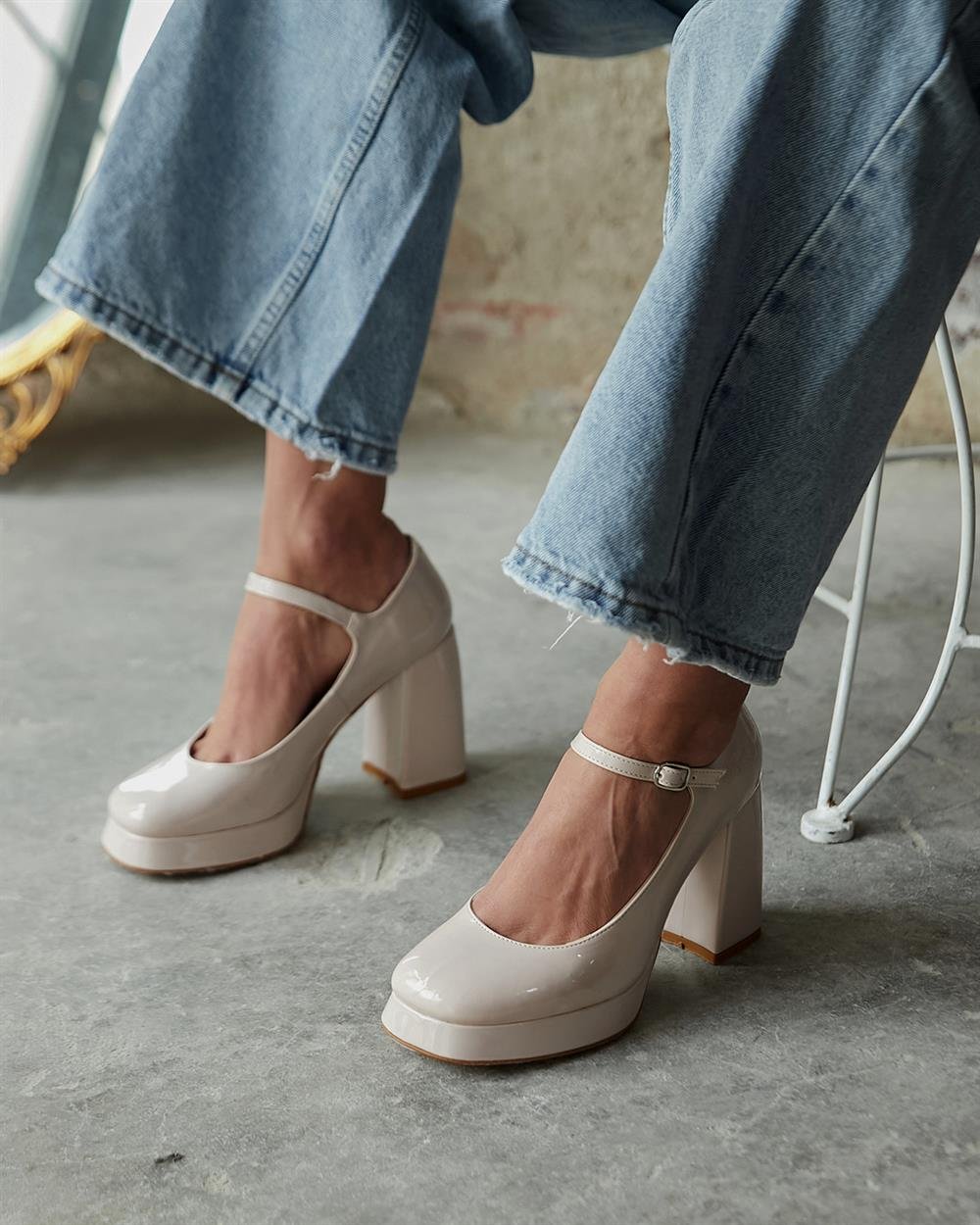 MİNOR BEJ RUGAN PLATFORM 