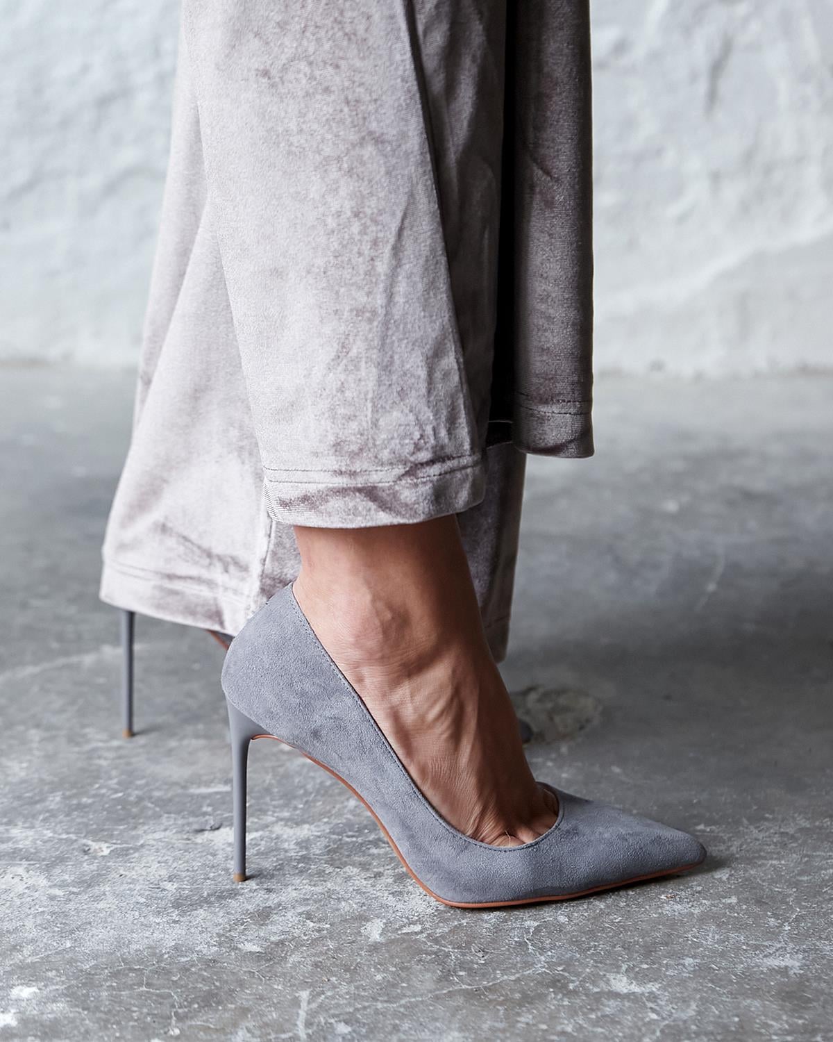 MİTTA 10 CM GRİ SÜET STİLETTO