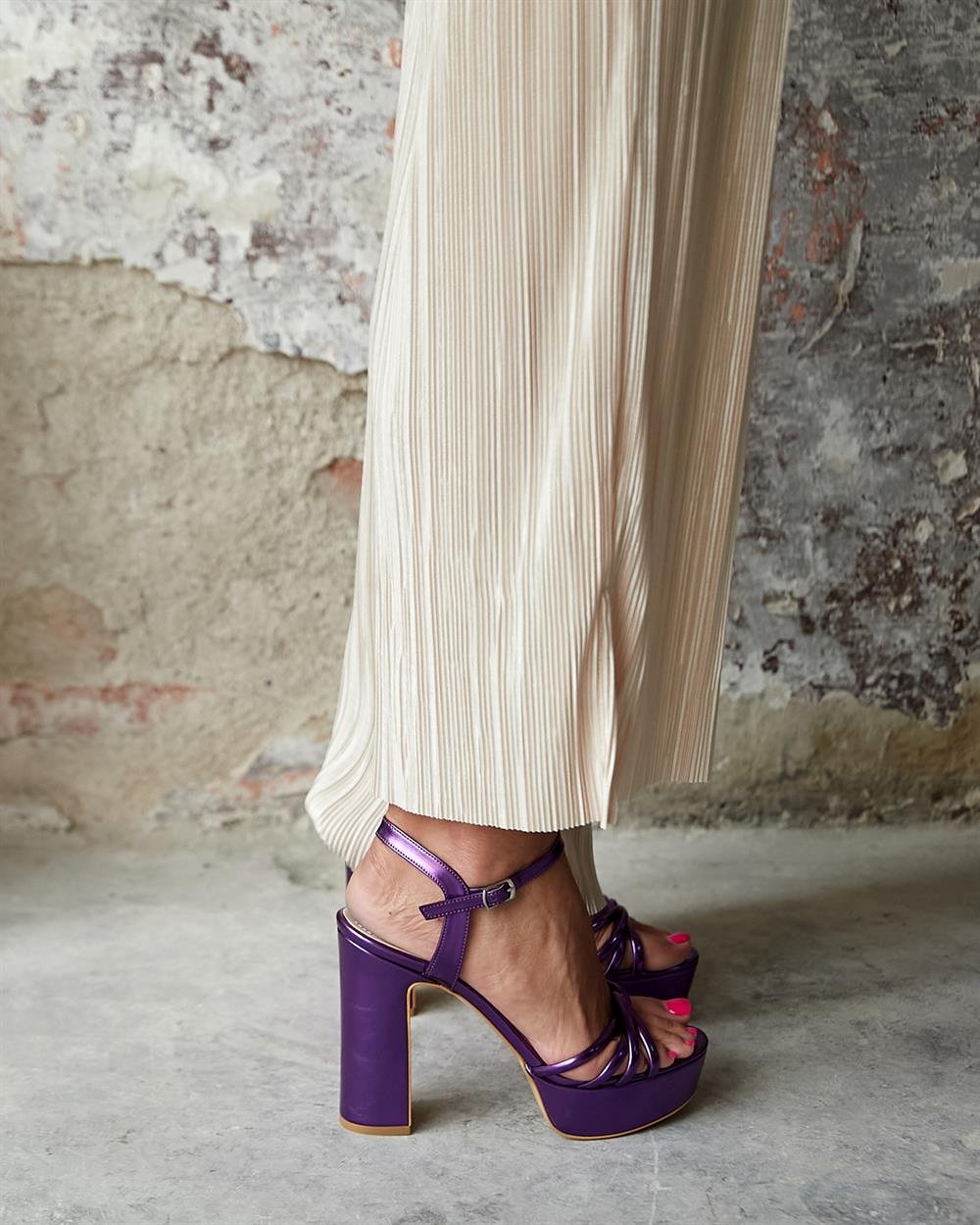 VONNE MOR PLATFORM