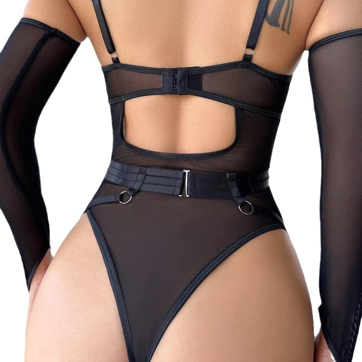 OBSİDİAN STRAPPY DETAYLI SİYAH BODYSUİT