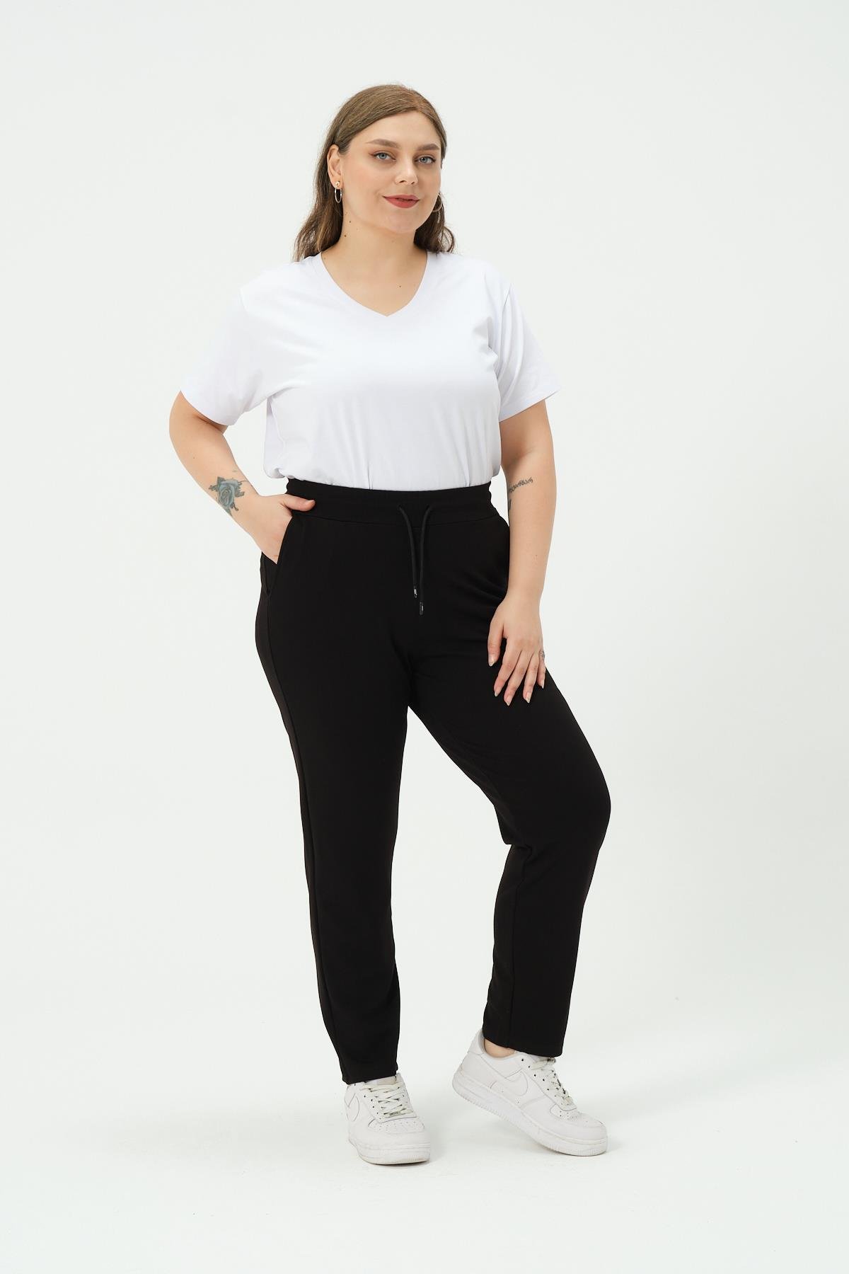 Busa Giyim Kadın Beli Lastikli Büyük Beden Mom Fit Pantolon SİYAH