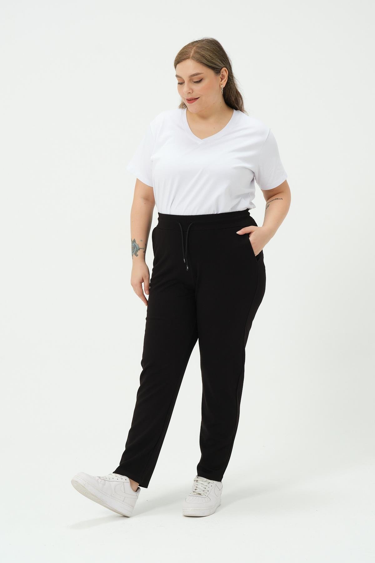 Busa Giyim Kadın Beli Lastikli Büyük Beden Mom Fit Pantolon SİYAH