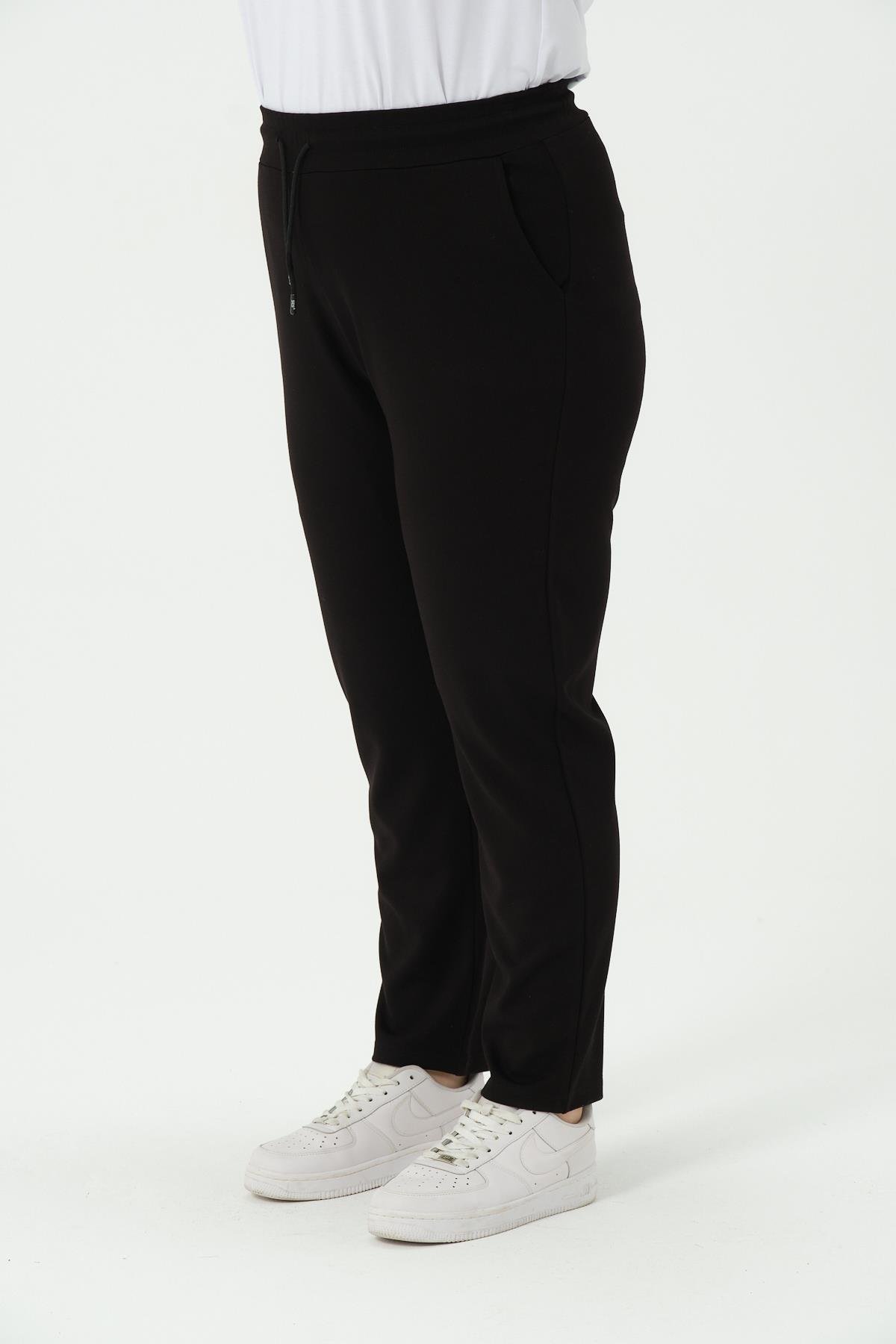 Busa Giyim Kadın Beli Lastikli Büyük Beden Mom Fit Pantolon SİYAH