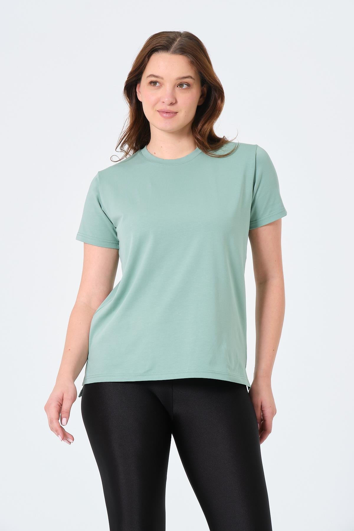 ÇAĞLA YEŞİLİ