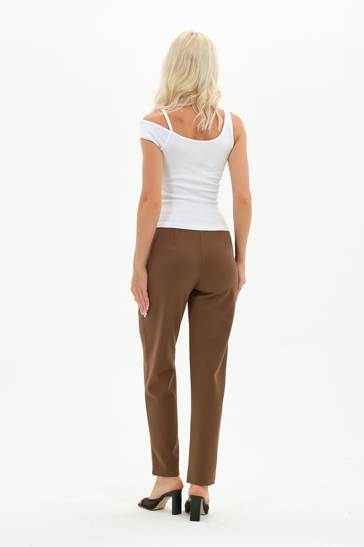 Busa Hamile Esnek Karın Bantlı Beli Ayarlanabilir Kışlık Mom Fit Klasik Pantolon KAHVERENGİ