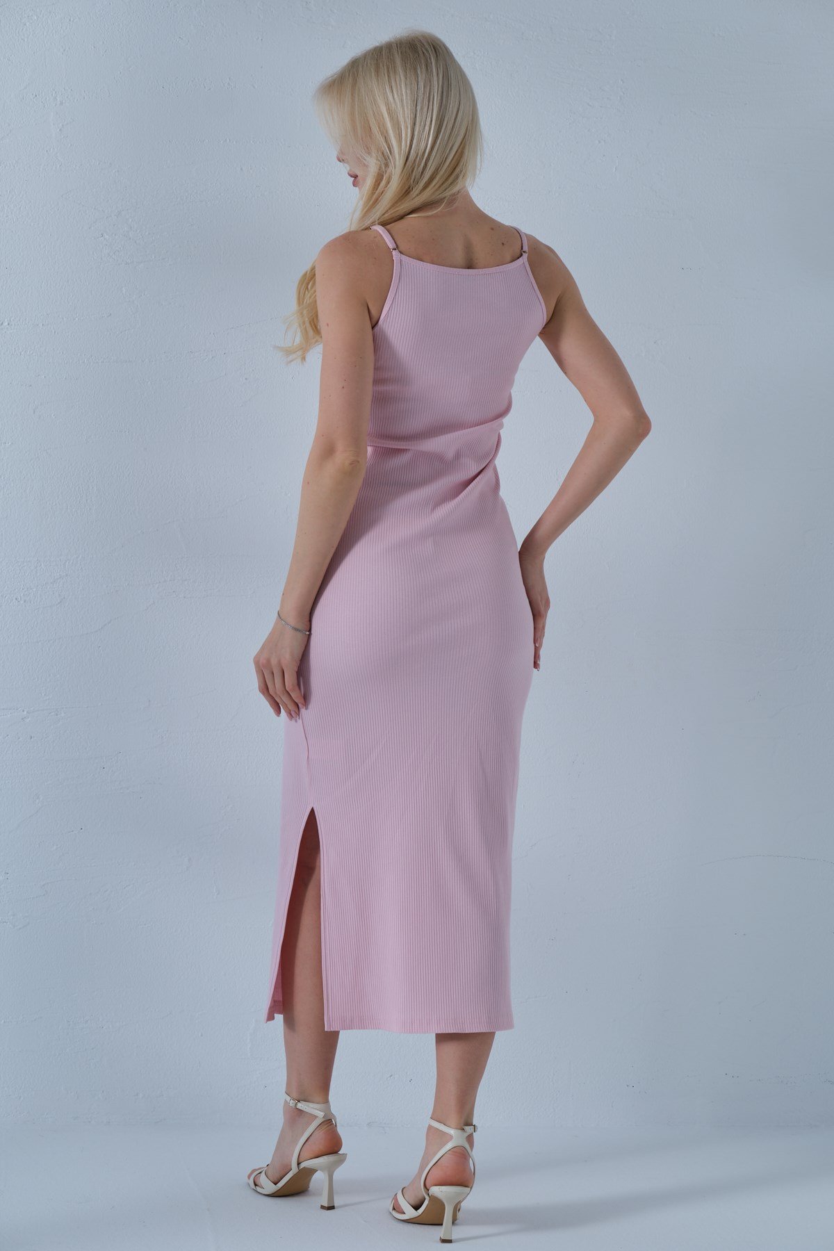 PEMBE