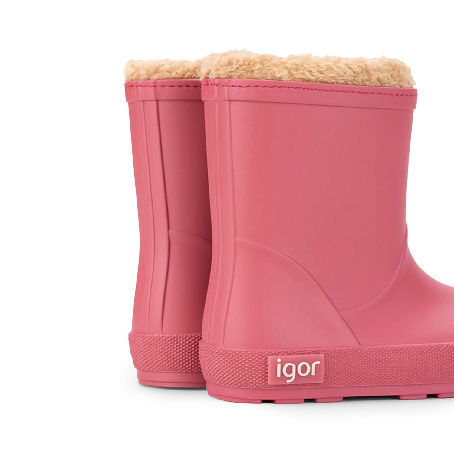 Igor W10306 YOGI BORREGUITO