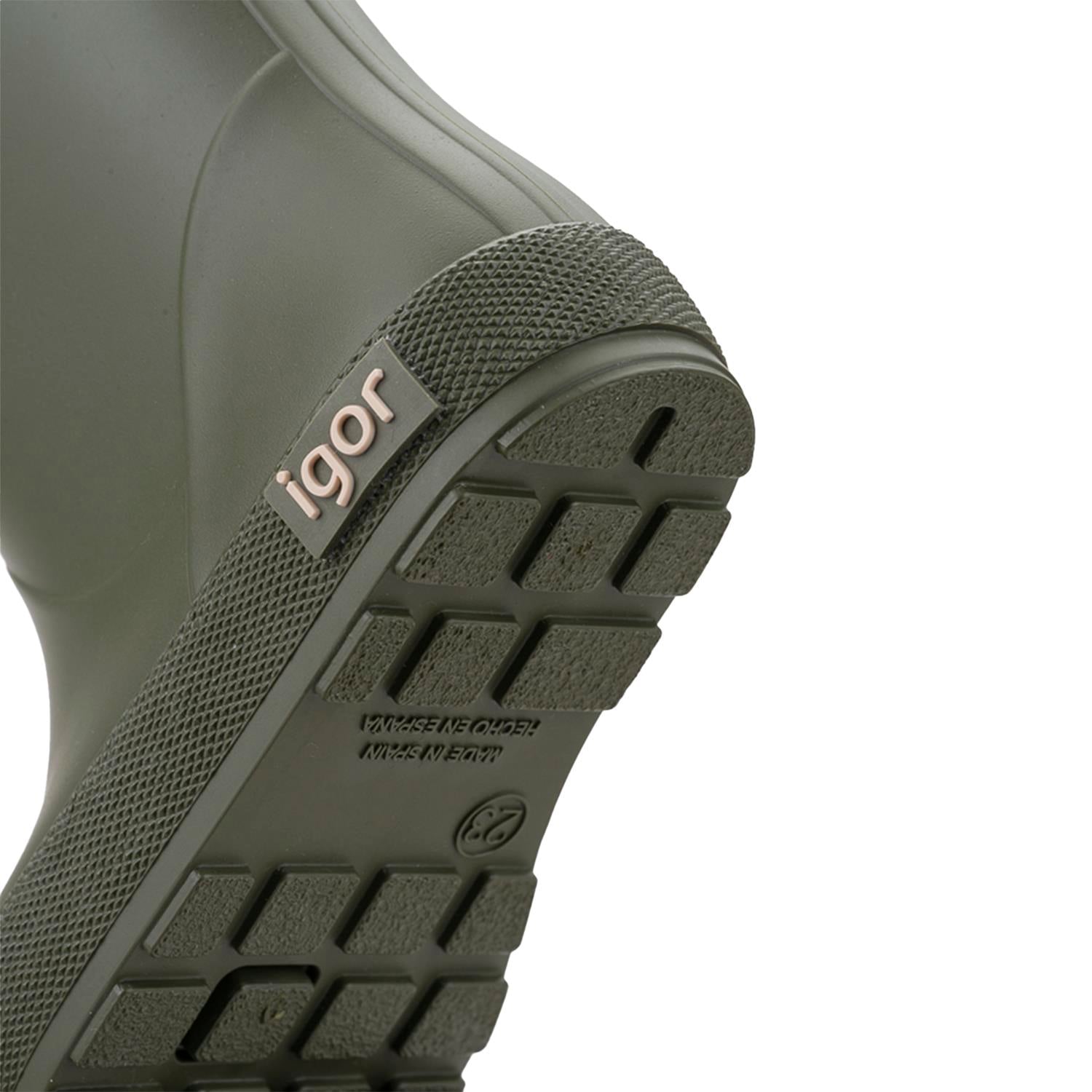 Igor W10306 YOGI BORREGUITO
