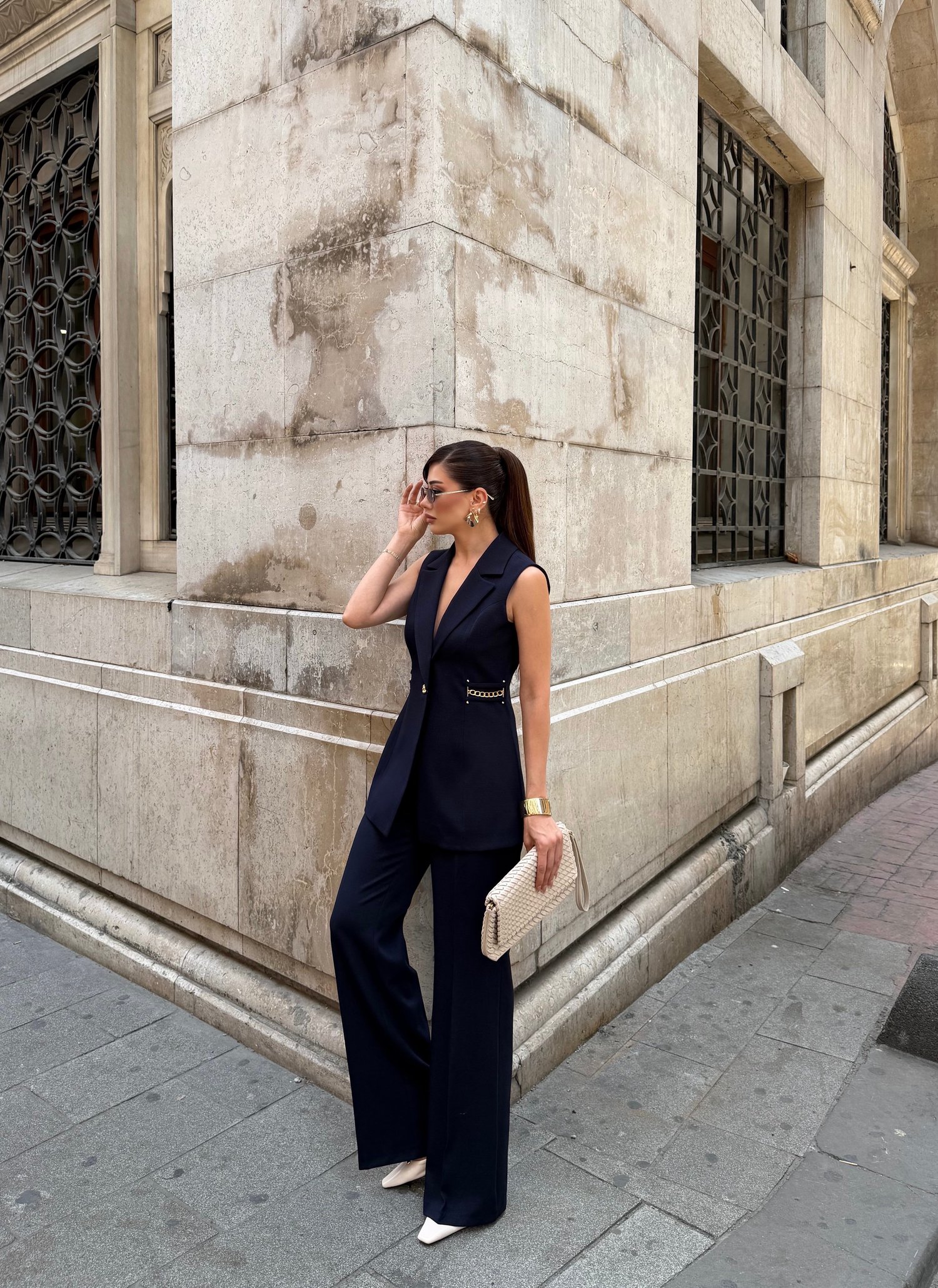 Aksesuar Detaytlı Keten Yelek Takım Lacivert