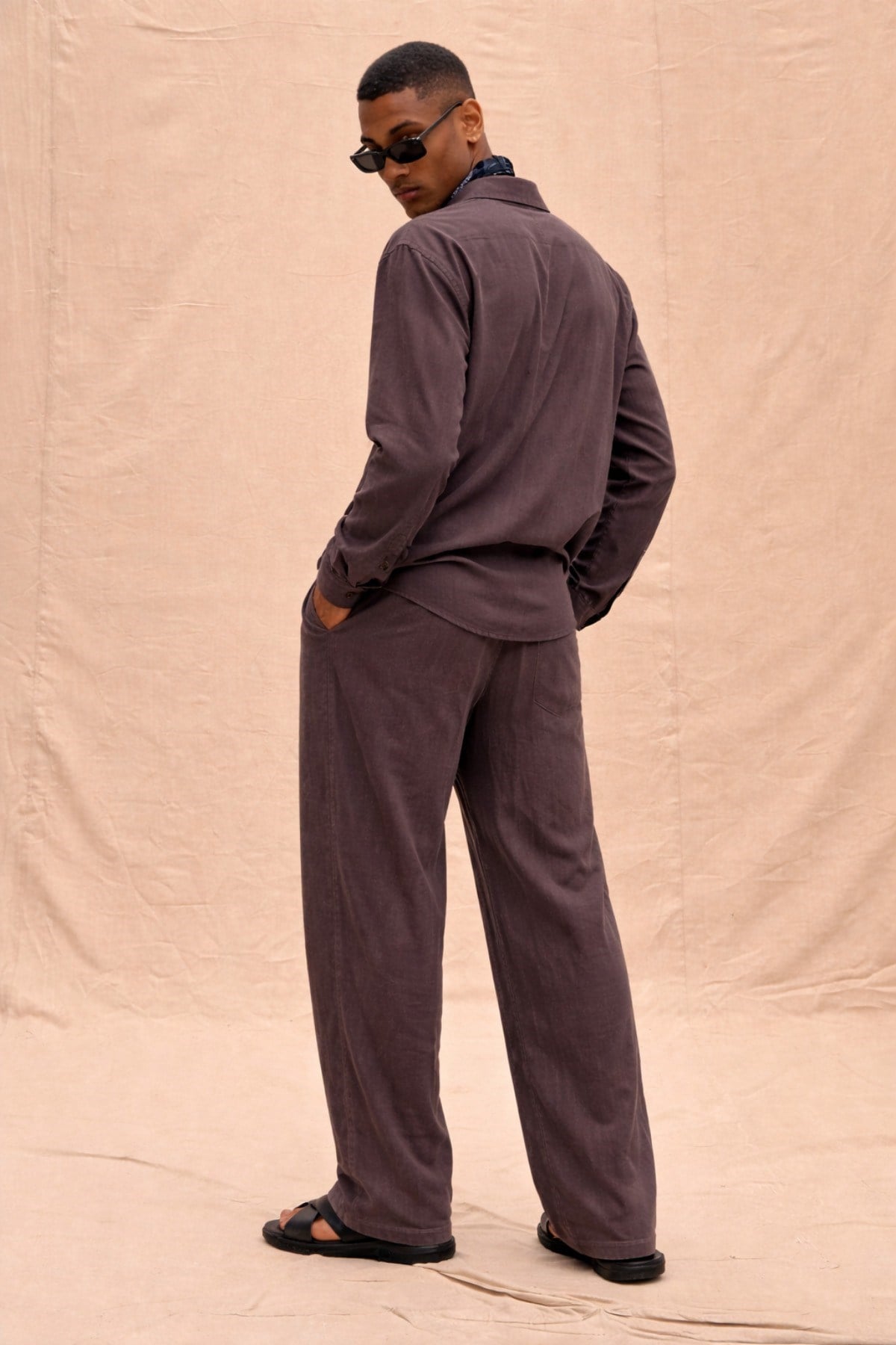Tarz CoolAlt - Üst TakımTNSL-TKM-026-Haki-LErkek Haki Tencel Kumaş Oversize Gömlek Pantolon Takım – Rahat Kesim Yazlık Kombin