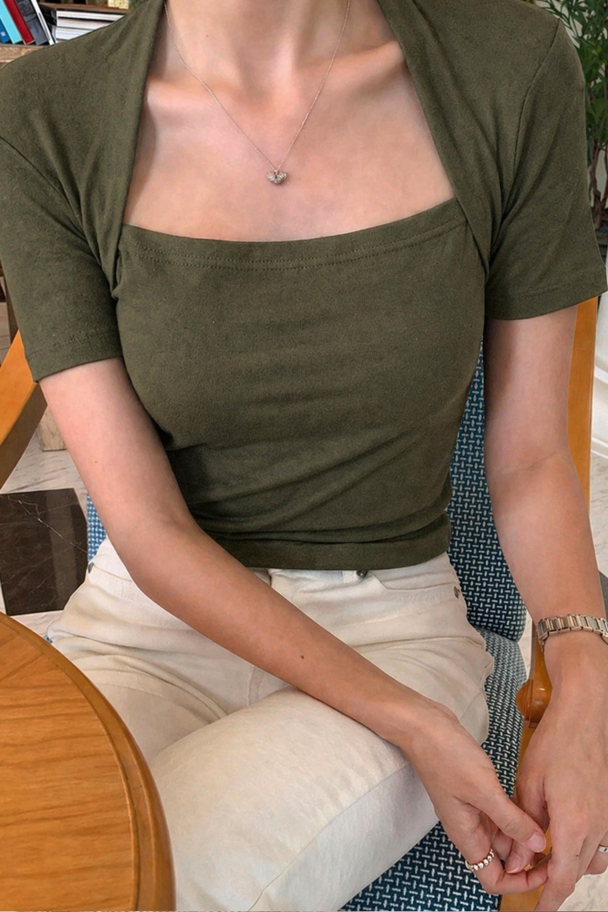 Tarz CoolCropKDN-KĞTŞ-01-HKİ-XLKadın Haki Kuğu Yaka Slim Kısa Kollu Fit Crop Bluz