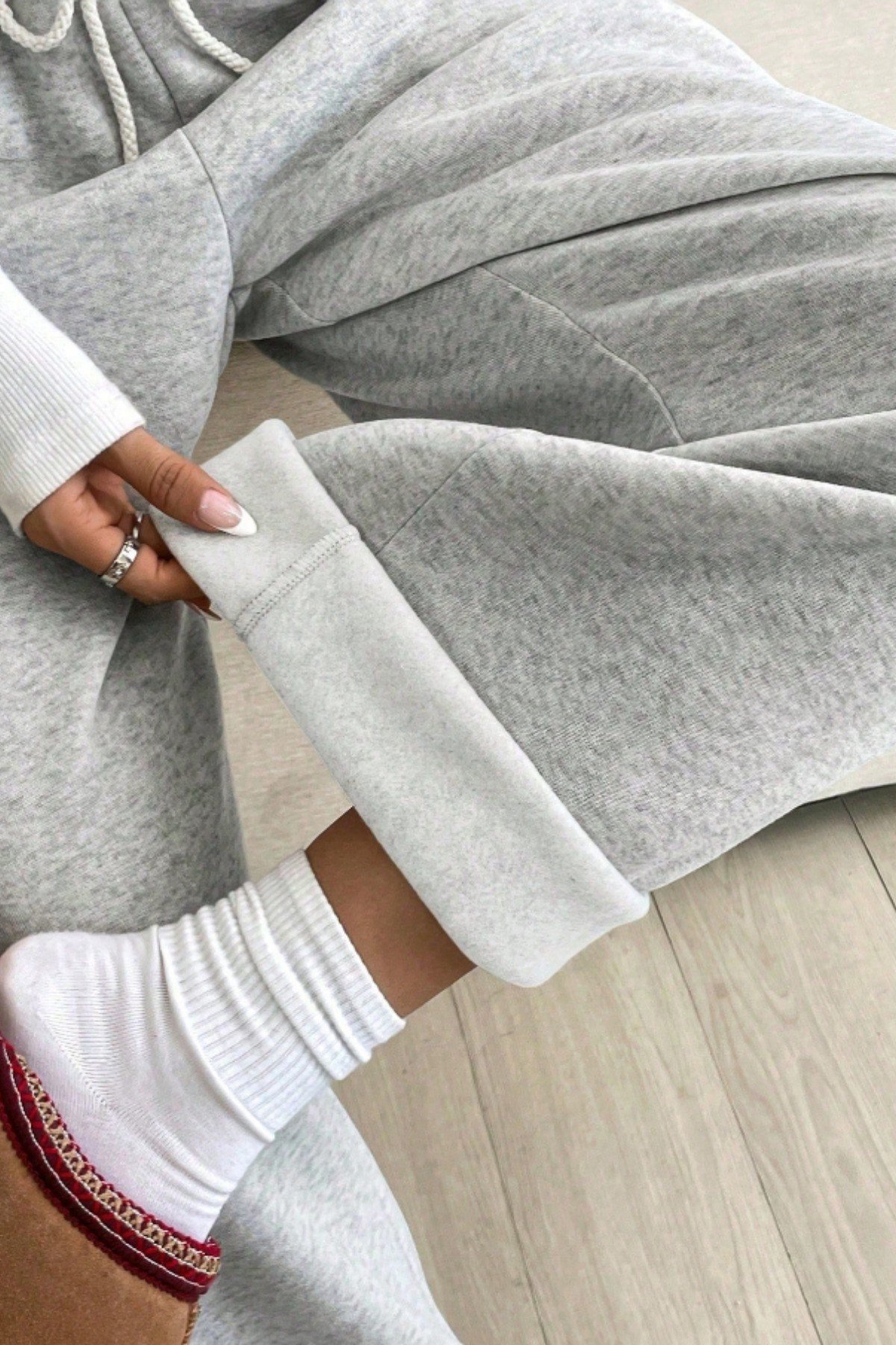 Tarz CoolEşofman AltıBKDNESF025R02Kadın Baggy Bol Kesim 3 İplik Şardonlu Eşofman Altı
