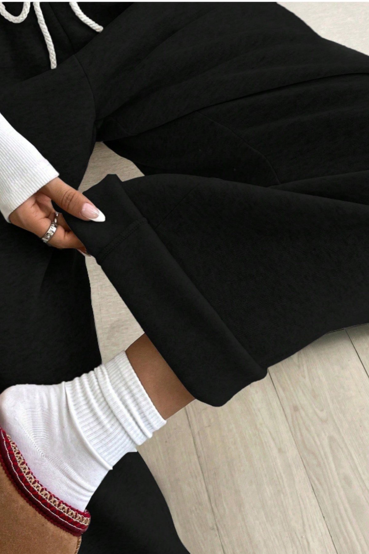 Tarz CoolEşofman AltıBKDNESF025R02Kadın Baggy Bol Kesim 3 İplik Şardonlu Eşofman Altı