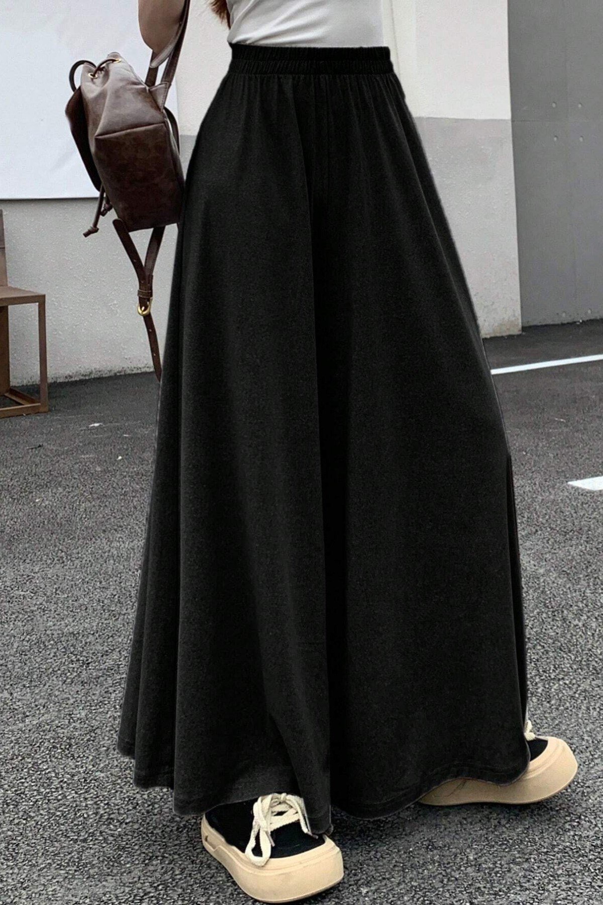 Tarz CoolEşofman AltıEŞFKDN-001-M4-R9Kadın 2 İplik Oversize Bol Paça Tasarım Eşofman Altı Yüksek Bel Rahat Model
