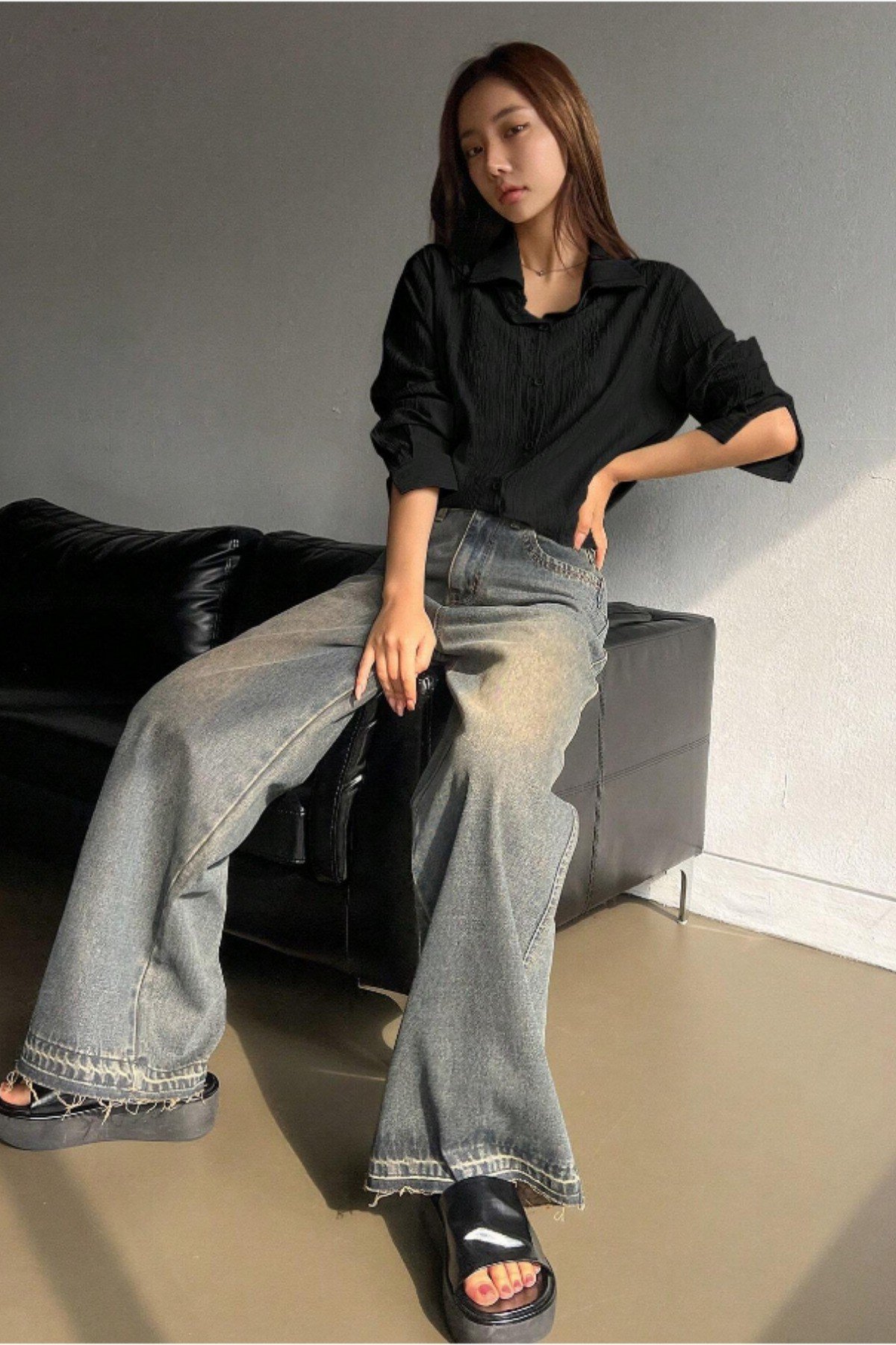 Tarz CoolGömlekKDNBRMCG025R01Kadın Oversize Geniş Kesim Bürümcük Pens Detaylı Uzun Kollu Dokulu Gömlek
