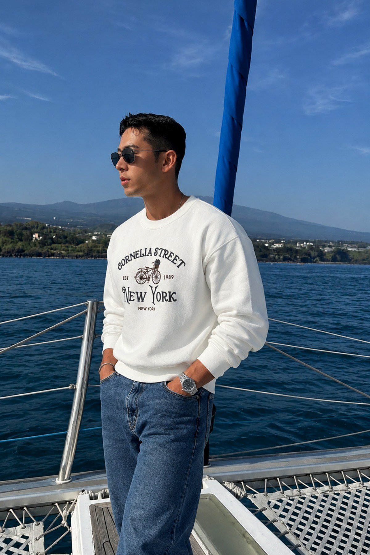 Tarz CoolSweatshirtCORNESWT026-Beyaz-LErkek Organik Pamuklu Yumuşacık Baskı Detaylı Bisiklet Yaka İçi Polarlı Sweatshirt
