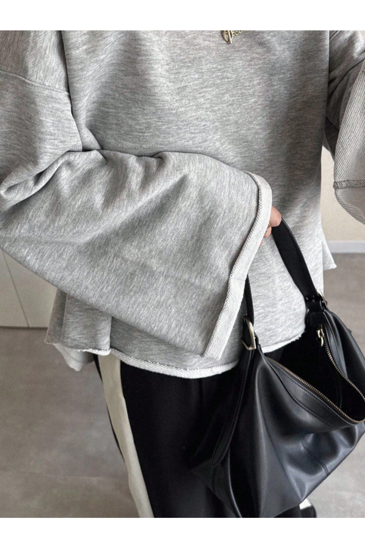 Tarz CoolSweatshirtTRZKDNSWEETR01Oversize Kesim Bisiklet Yaka Uzun Kollu Sweatshirt