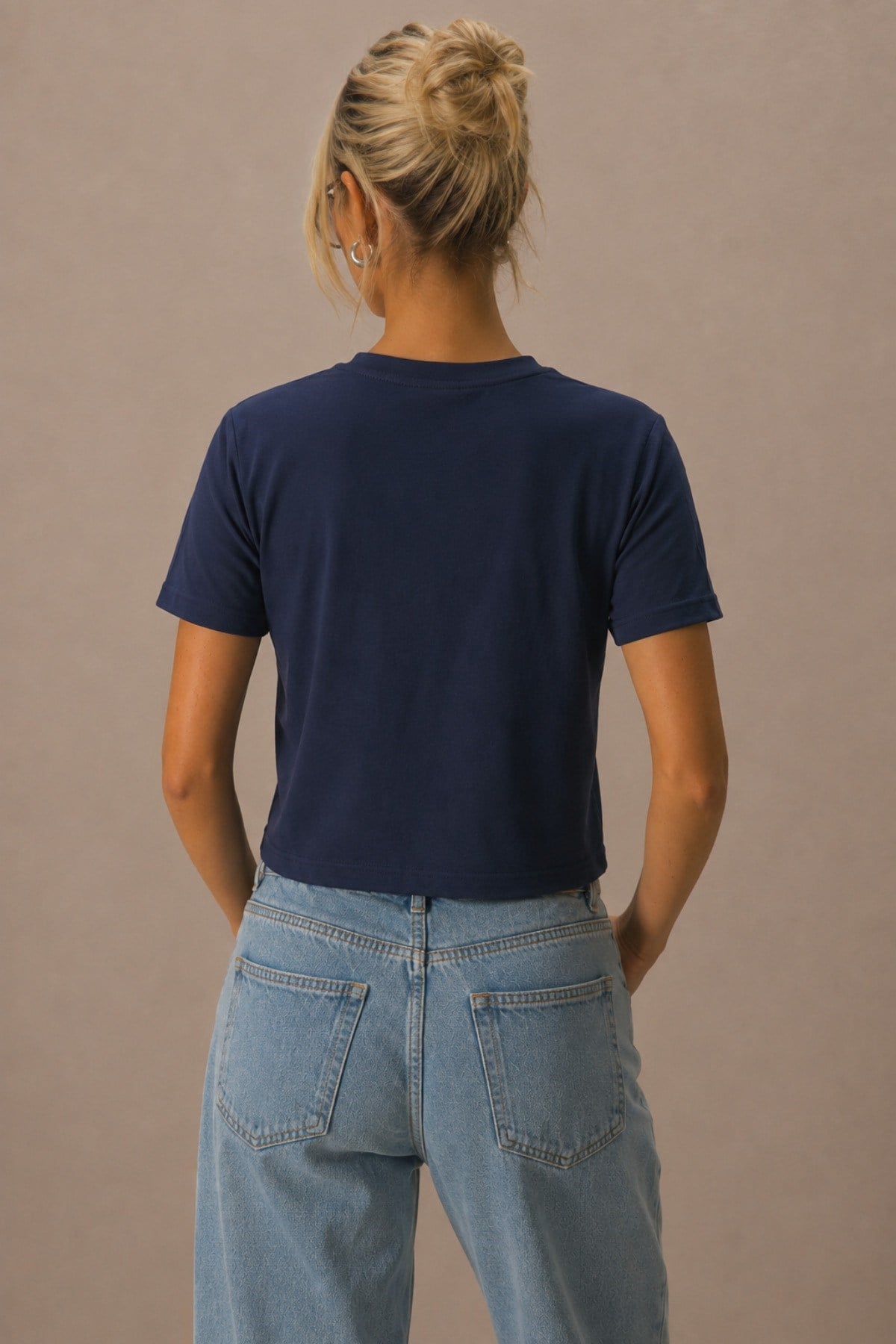 Tarz CoolT-shirtCHRY-1001-Beyaz-MKadın Cherry Baskılı Crop Tişört Relax Kalıp Bisiklet Yaka %100 Pamuk Süprem Kısa Kollu T-Shirt