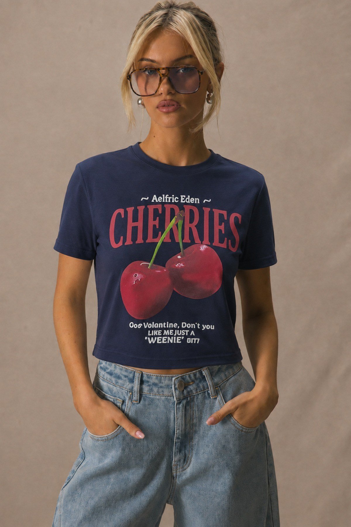 Tarz CoolT-shirtCHRY-1001-Beyaz-MKadın Cherry Baskılı Crop Tişört Relax Kalıp Bisiklet Yaka %100 Pamuk Süprem Kısa Kollu T-Shirt