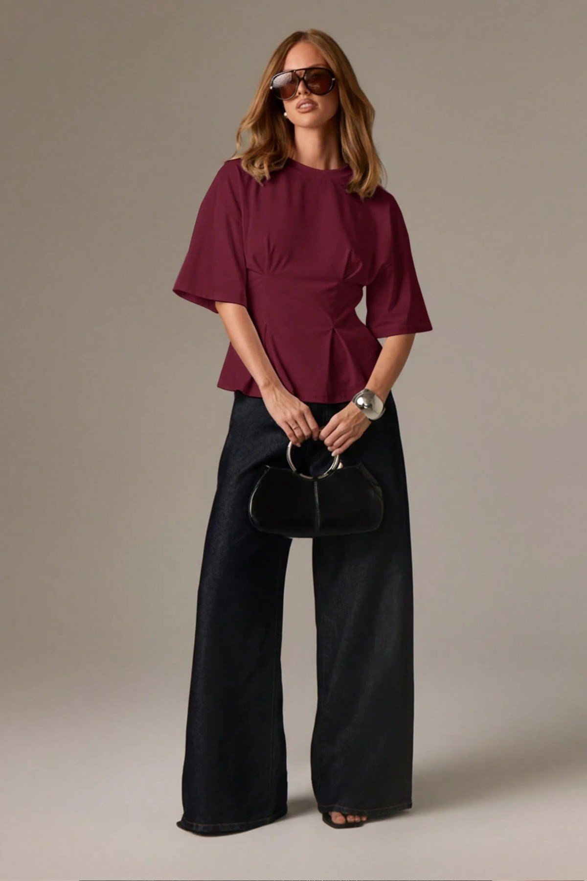 Tarz CoolT-shirtKDN-PİLETŞT-001-BRD-XLKadın Oversize Basic Tişört Pile Detaylı Rahat Kesim Günlük Şık Kombin