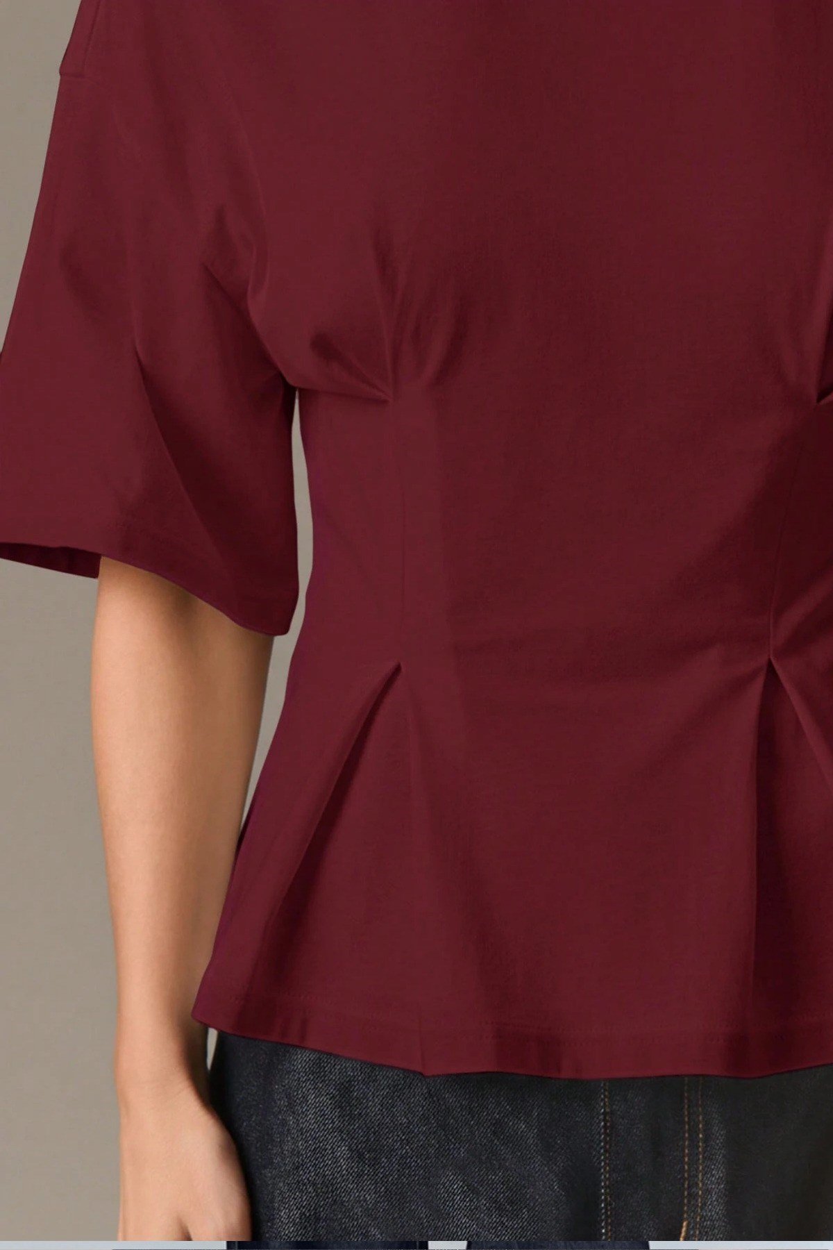 Tarz CoolT-shirtKDN-PİLETŞT-001-BRD-XLKadın Oversize Basic Tişört Pile Detaylı Rahat Kesim Günlük Şık Kombin