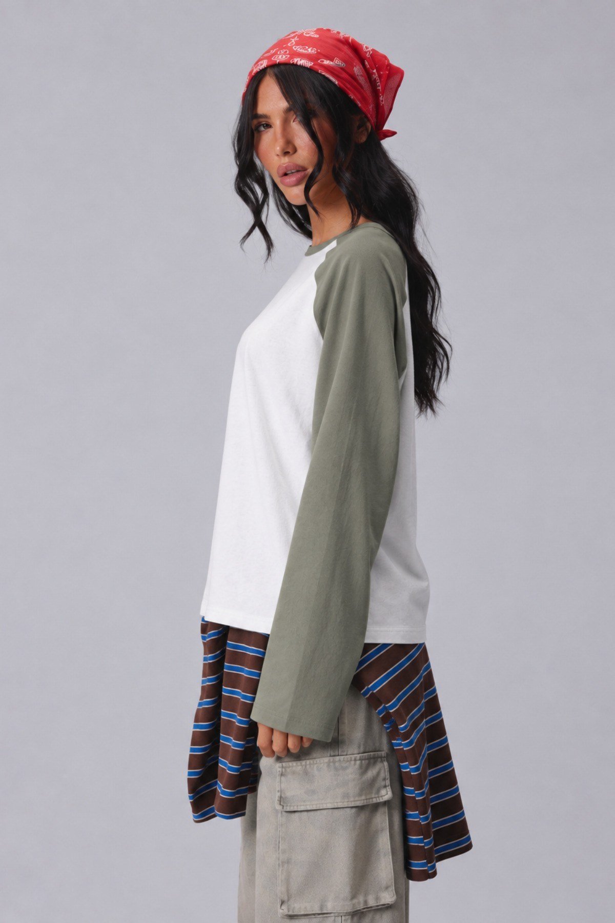 Tarz CoolT-shirtKDNRGLNKL026-Beyaz-Siyah-L/XLKadın Oversize Kontrast Kollu Raglan Bisiklet Yaka Düşük Omuzlu T-Shirt