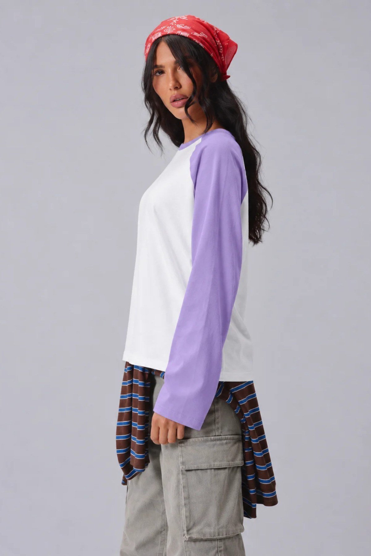 Tarz CoolT-shirtKDNRGLNKL026-Beyaz-Siyah-L/XLKadın Oversize Kontrast Kollu Raglan Bisiklet Yaka Düşük Omuzlu T-Shirt