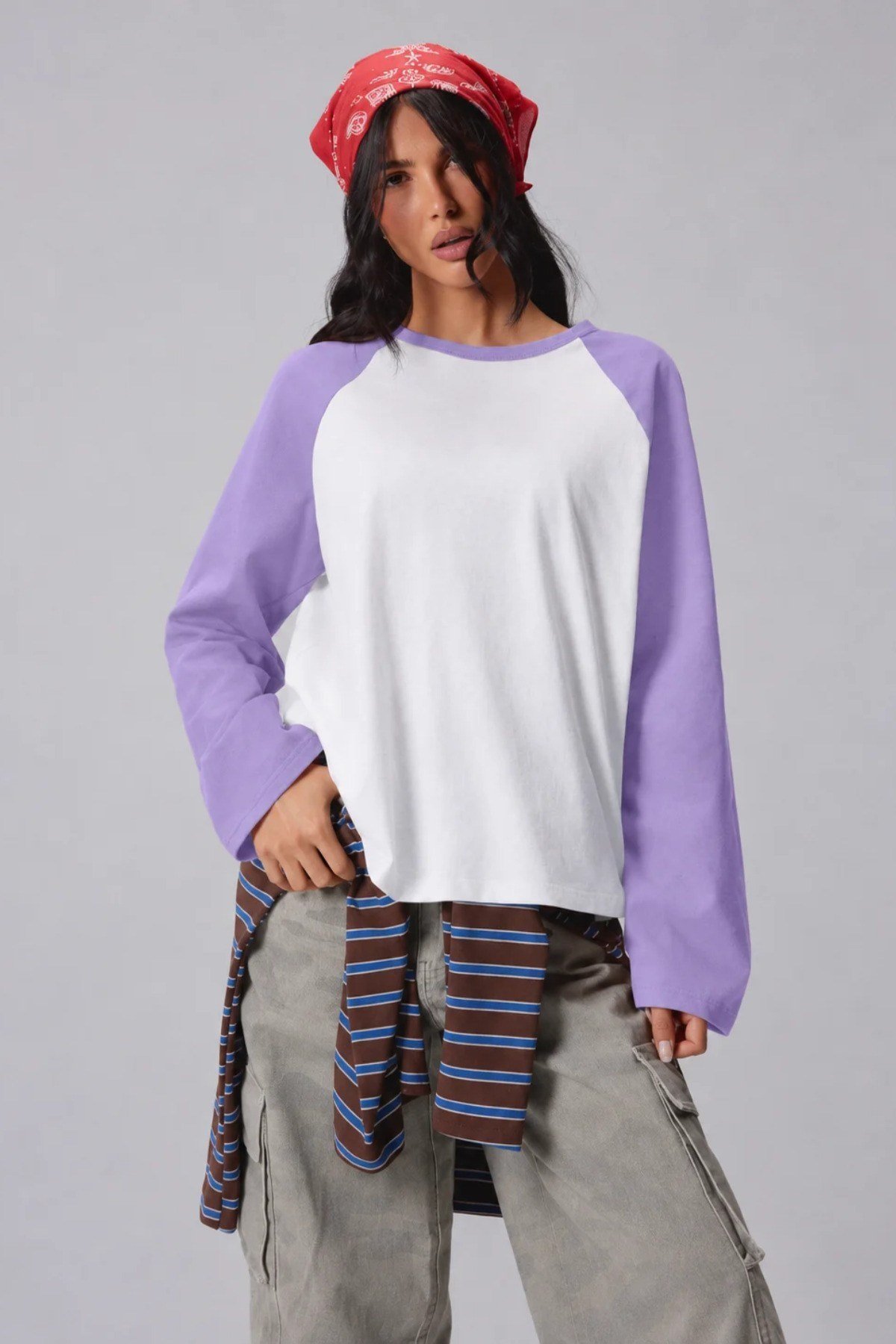 Tarz CoolT-shirtKDNRGLNKL026-Beyaz-Siyah-L/XLKadın Oversize Kontrast Kollu Raglan Bisiklet Yaka Düşük Omuzlu T-Shirt