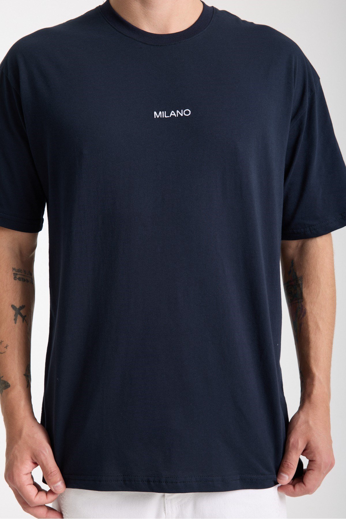 Tarz CoolT-shirtMLANOTST025R02Erkek Milano Nakış Yazılı Oversize Bisiklet Yaka T-Shirt
