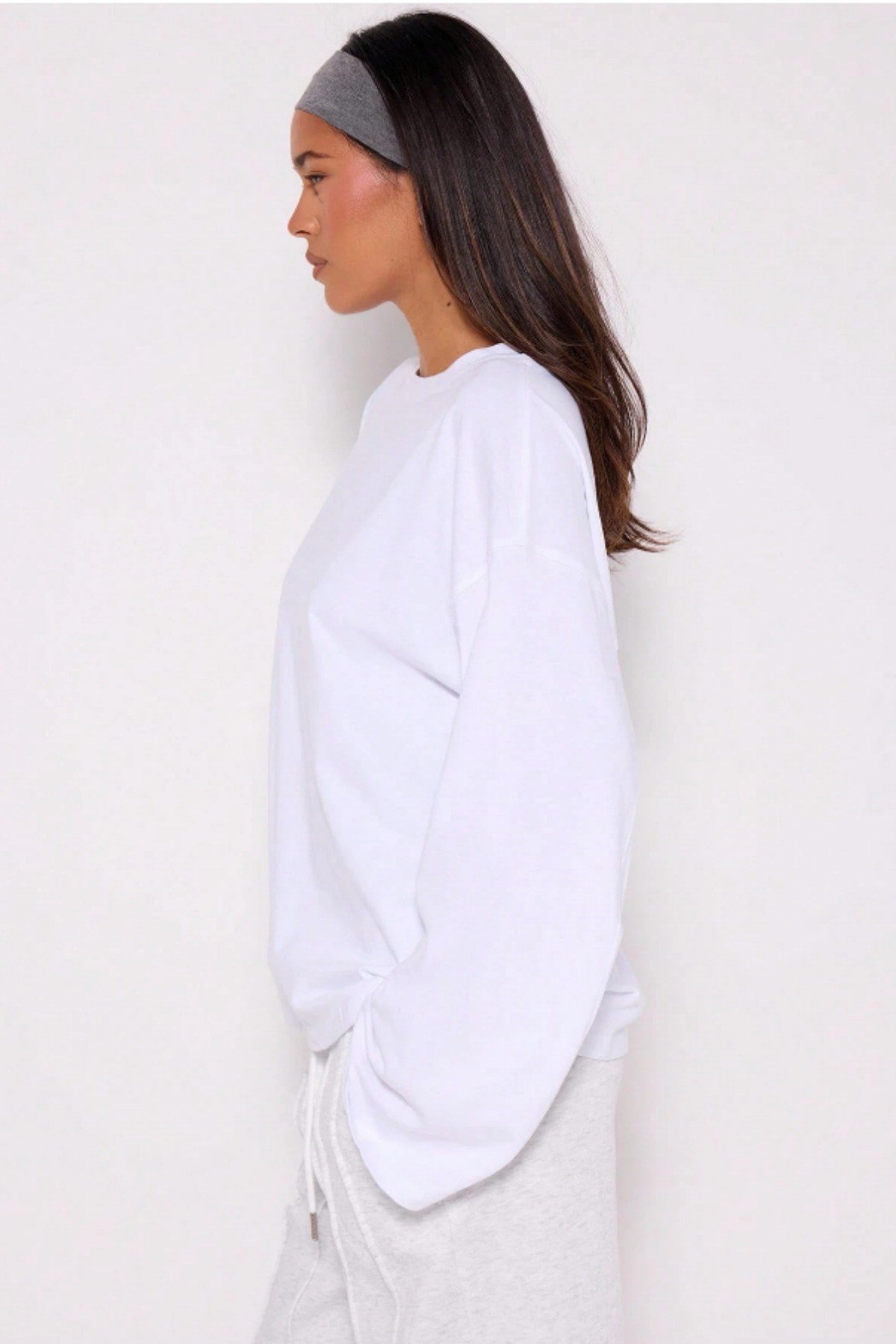 Tarz CoolT-shirtOVKDNUTST025R02Kadın %100 Pamuk Bisiklet Yaka Oversize Fit Uzun Kollu T-shirt