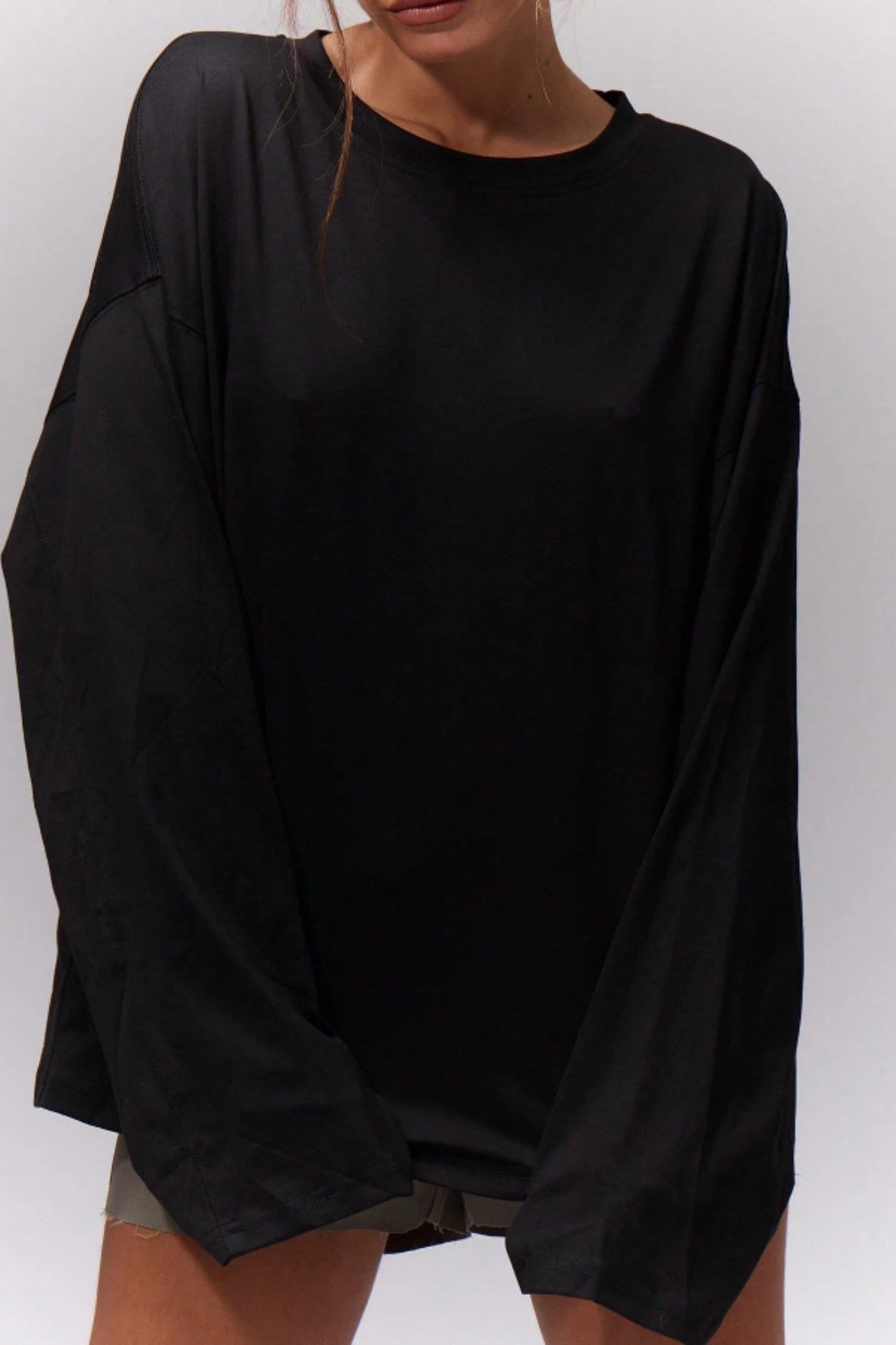 Tarz CoolT-shirtOVKDNUTST025R02Kadın %100 Pamuk Bisiklet Yaka Oversize Fit Uzun Kollu T-shirt
