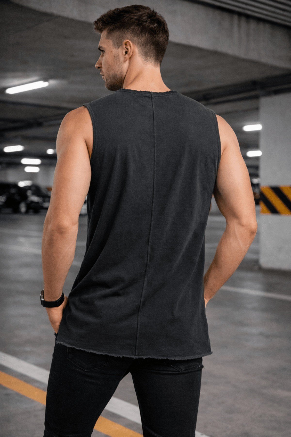 Tarz CoolT-shirtTC-ATL-YRT-BR-LErkek Kolsuz Regular Fit Basic Atlet Yan Yırtmaçlı Pis Yaka Tişört