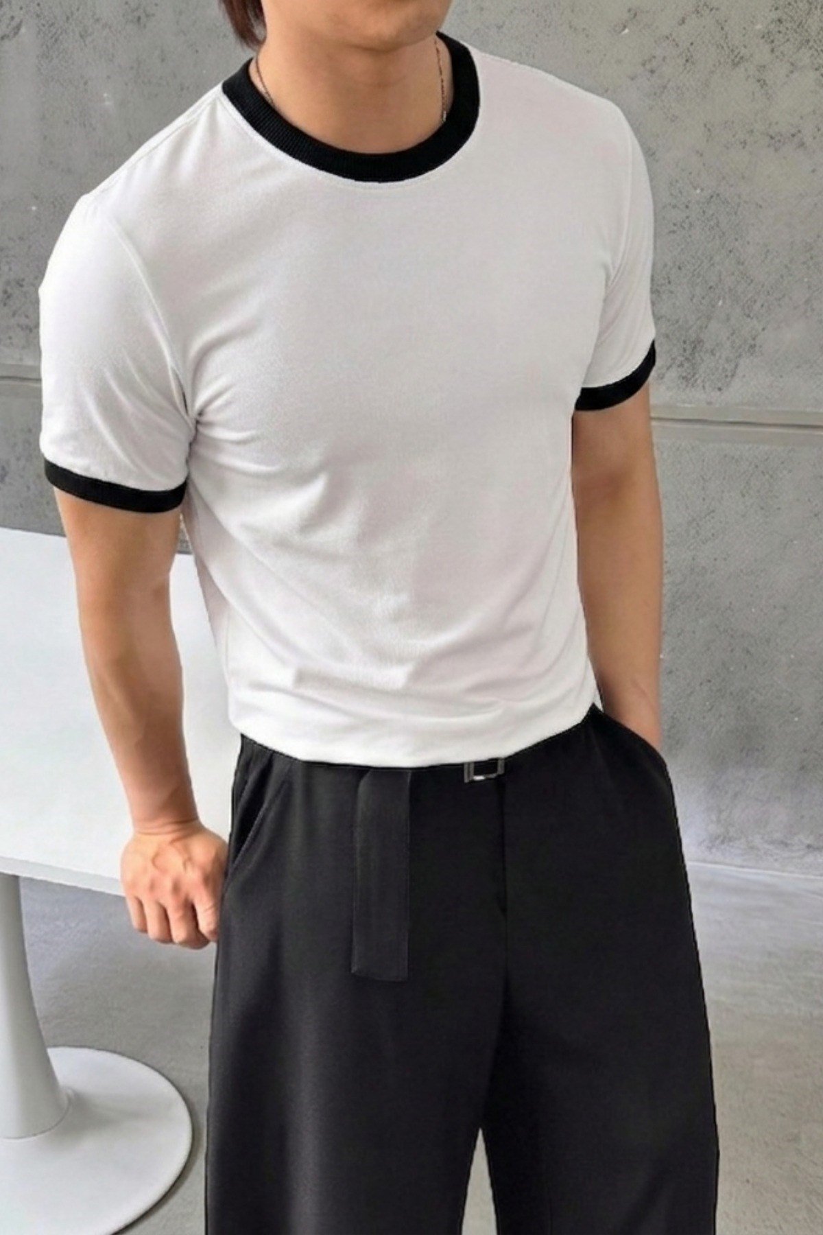 Tarz CoolT-shirtTC-BRW-10-M4-R21Erkek Regular Fit Bisiklet Yaka Kontrast Biyeli %100 Pamuk Süprem Tişört