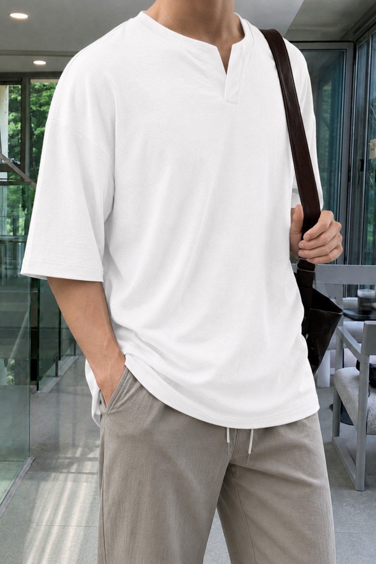 Tarz CoolT-shirtTC-KTN-OVS-21-Beyaz-XLErkek Beyaz Oversize %100 Keten V Yaka Kısa Kollu Tişört – Rahat Kalıp Yazlık Keten T-Shirt