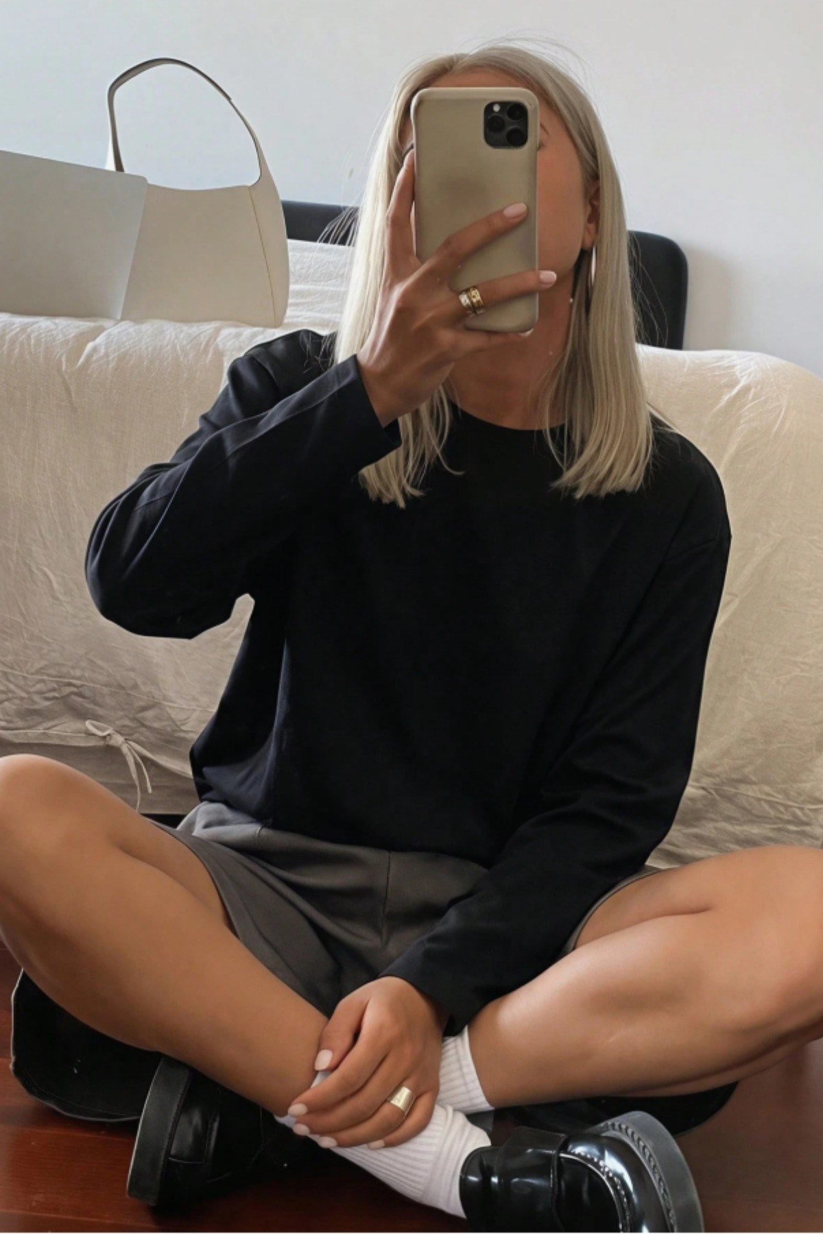 Tarz CoolT-shirtTC-KUT-260702-Beyaz-SKadın Oversize Basic Uzun Kollu Tişört %100 Pamuk Süprem Bisiklet Yaka Rahat Kalıp
