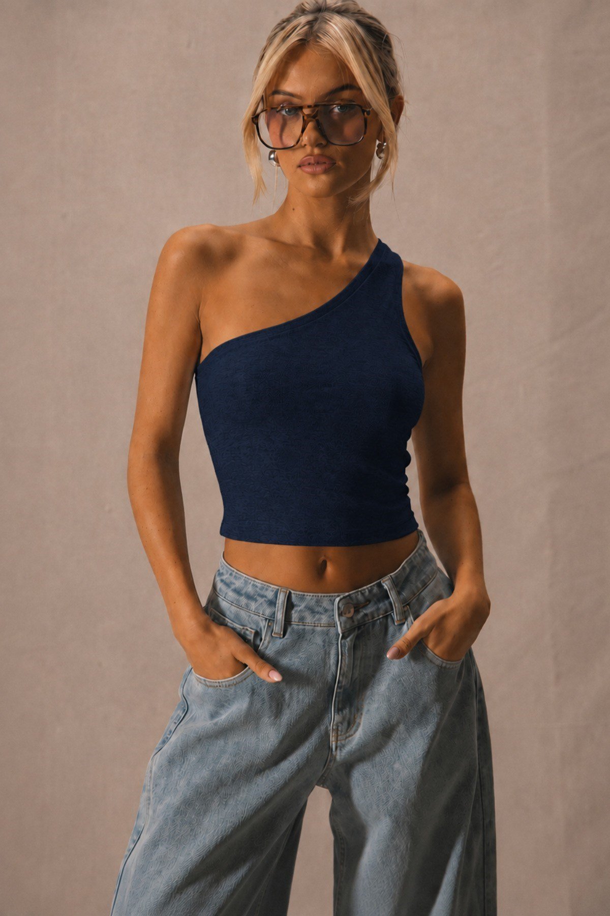 Tarz CoolT-shirtTKTKOMZ026-Lacivert-SKadın Tek Omuz Crop Atlet Esnek Slim Fit Süprem Kumaş Asimetrik Yaka Bluz